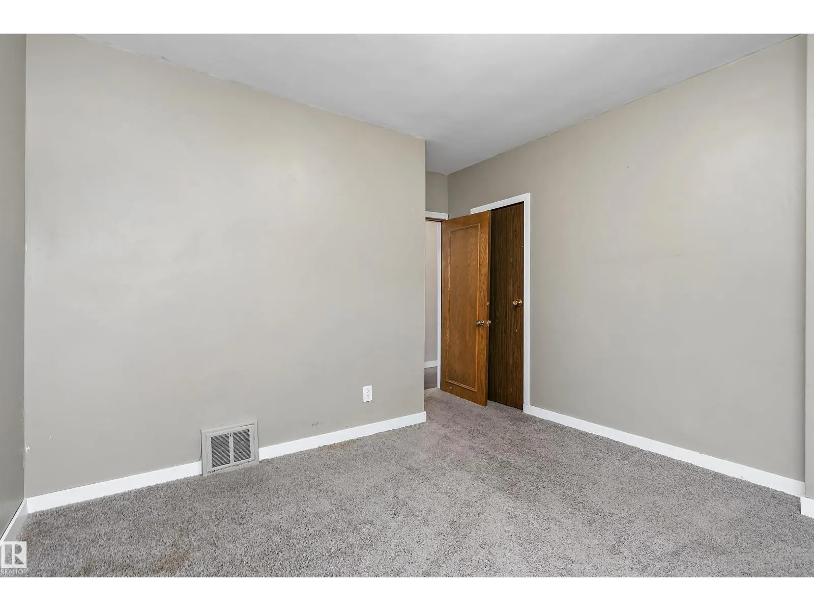 12210 95 ST NW