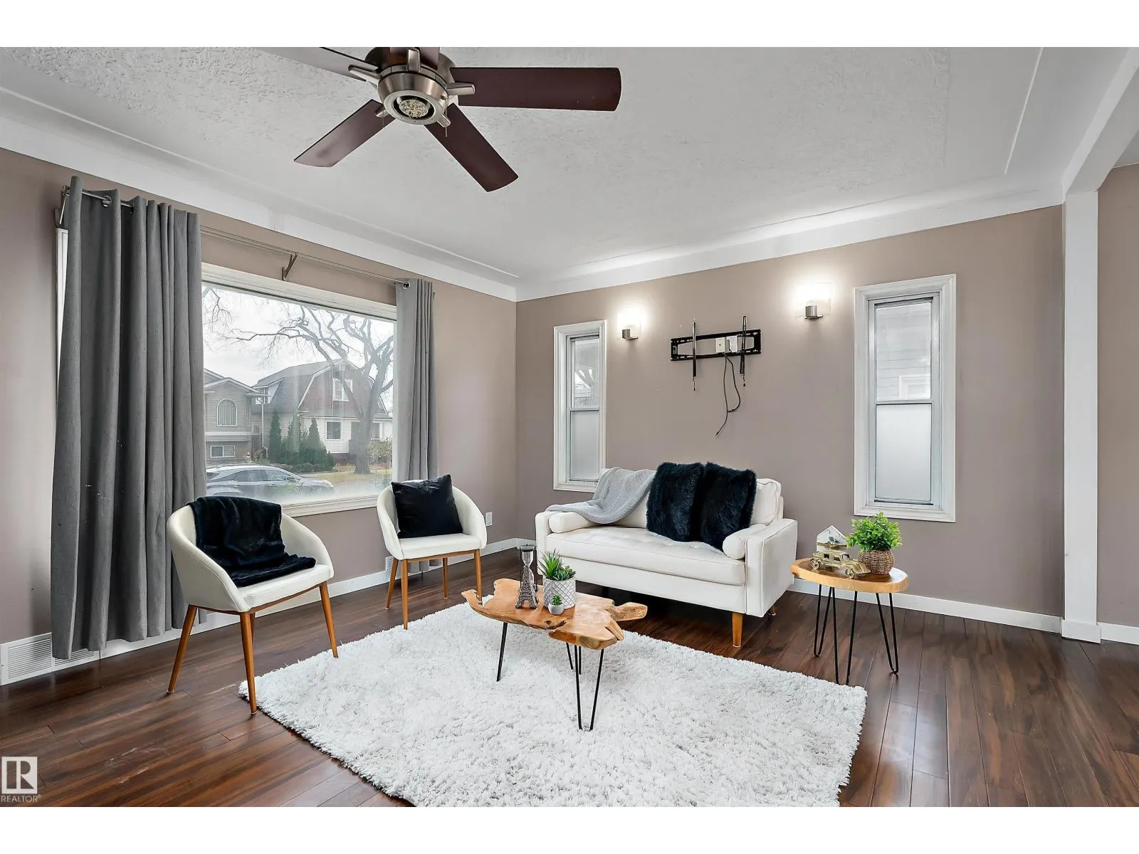 12210 95 ST NW