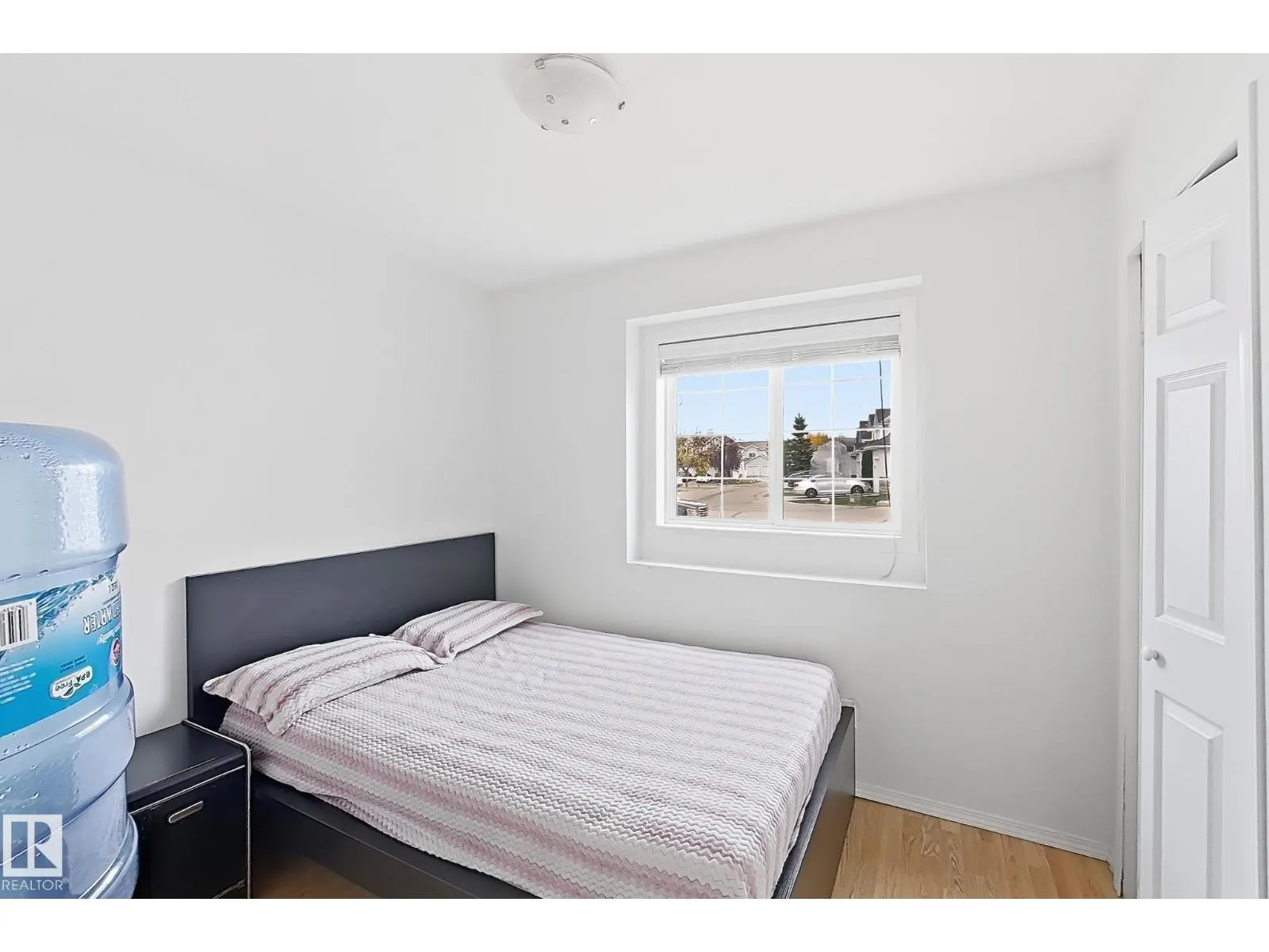 #43 150 EDWARDS DR E SW