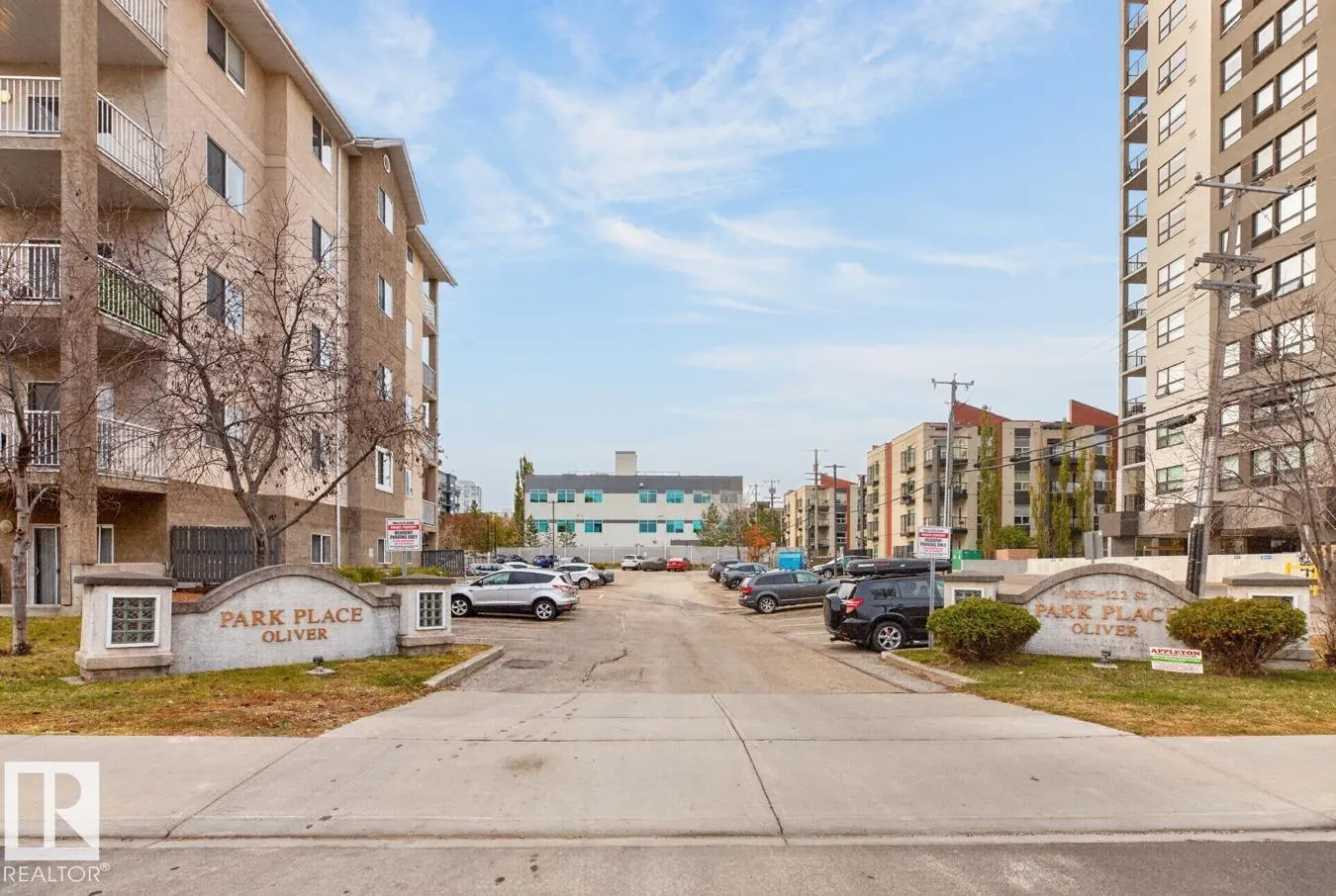 #402 10535 122 ST NW