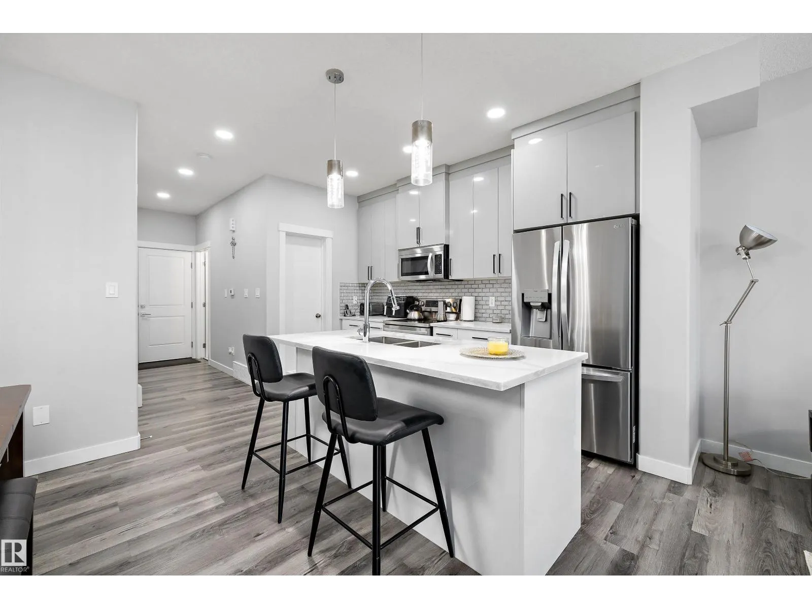 6506 167A AV NW
