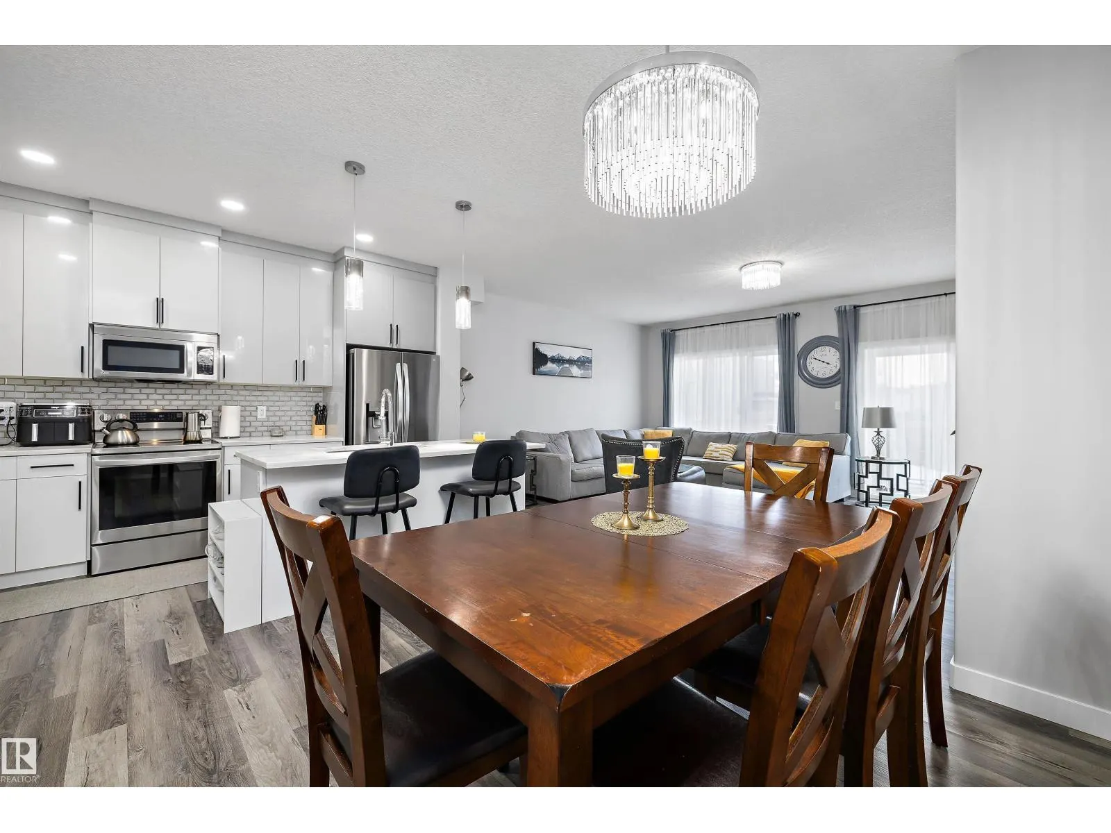 6506 167A AV NW