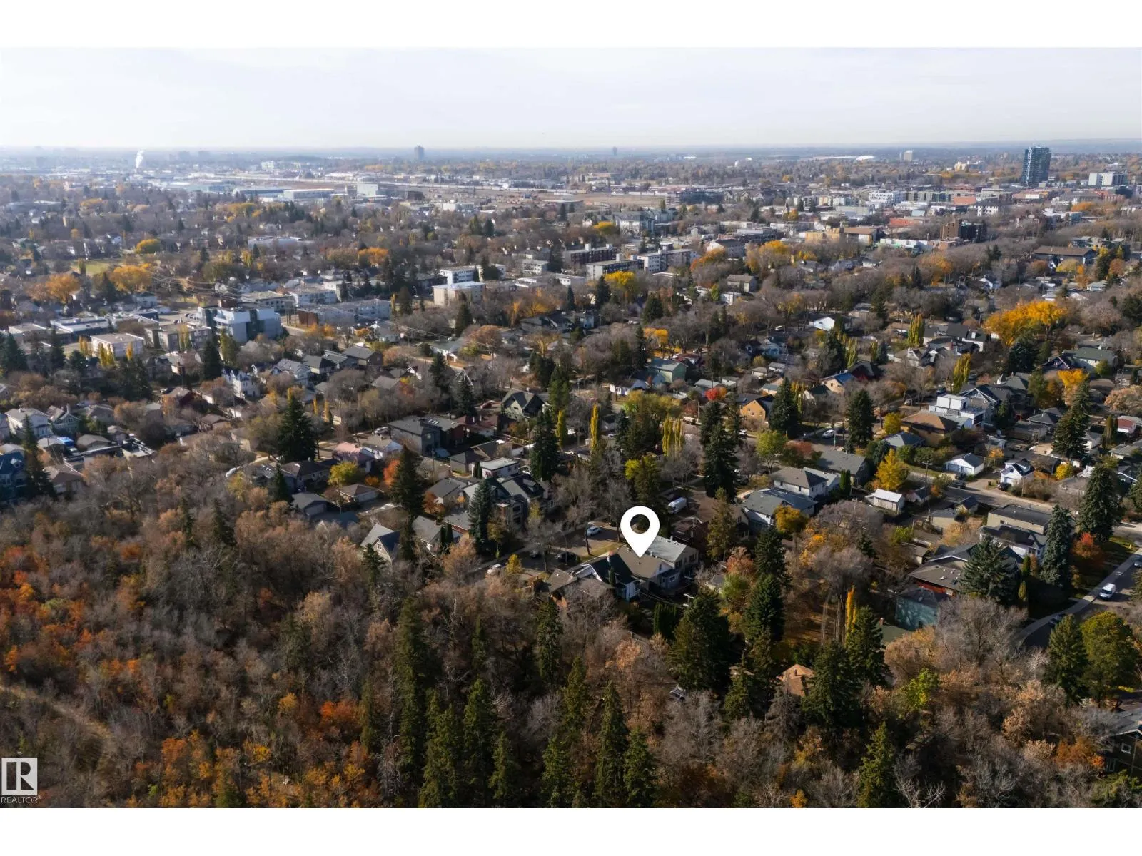 9626 85 AV NW