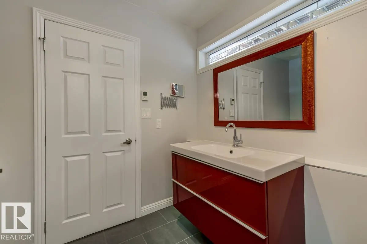 12804 133 ST NW