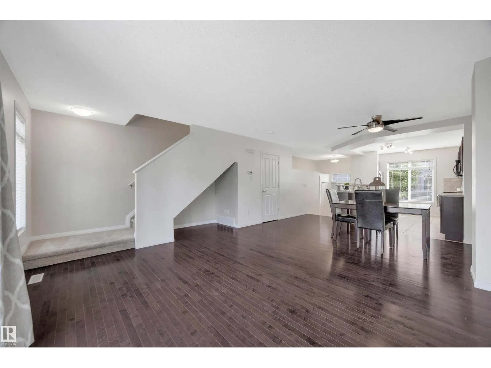 #73 1804 70 ST SW