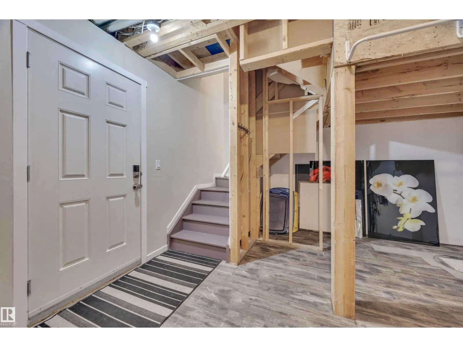 #73 1804 70 ST SW