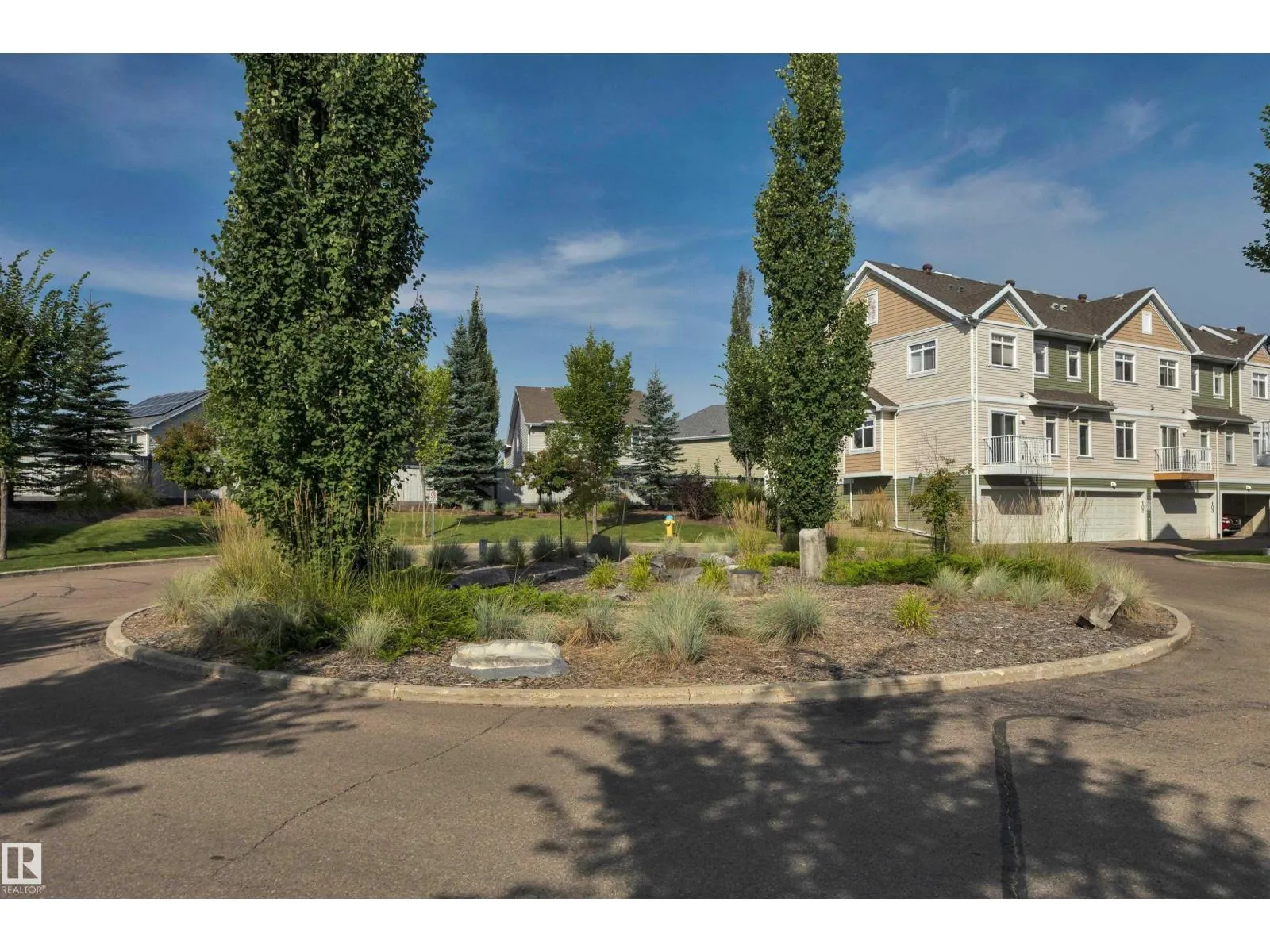 #73 1804 70 ST SW