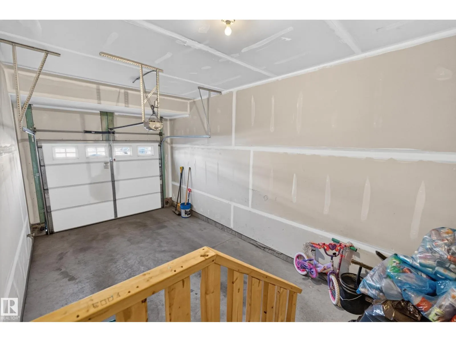 12255 167A AV NW