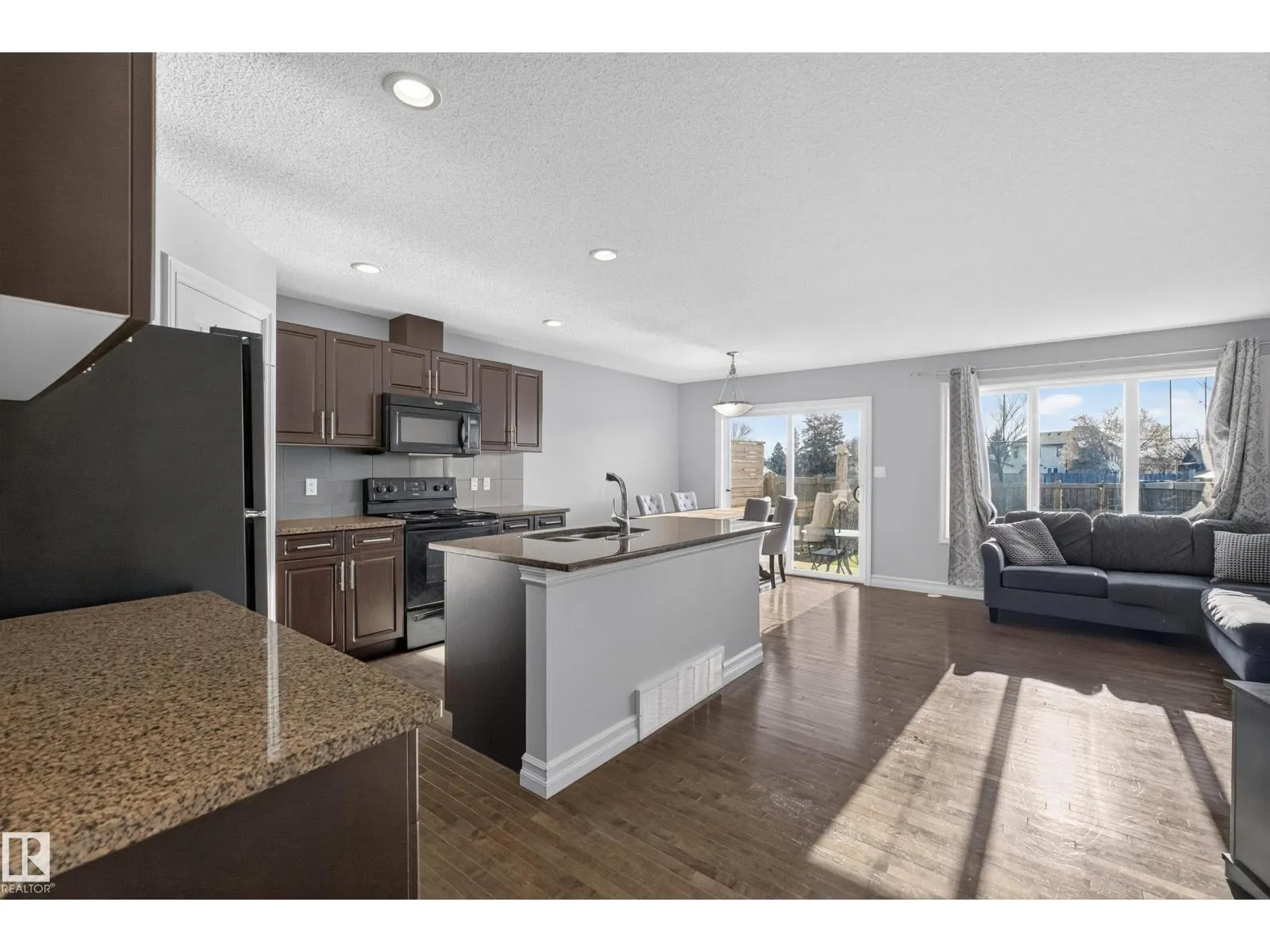 12255 167A AV NW