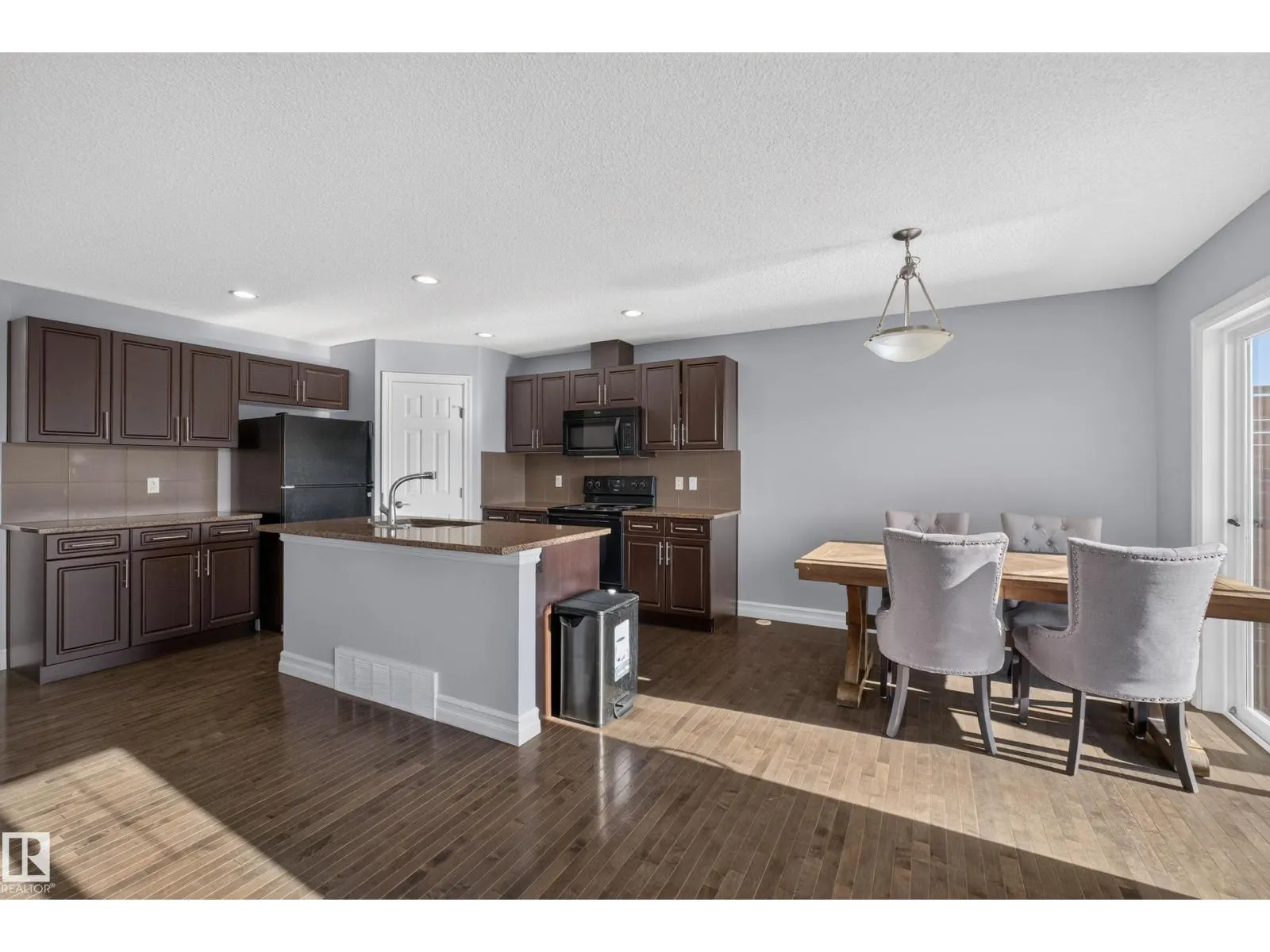12255 167A AV NW