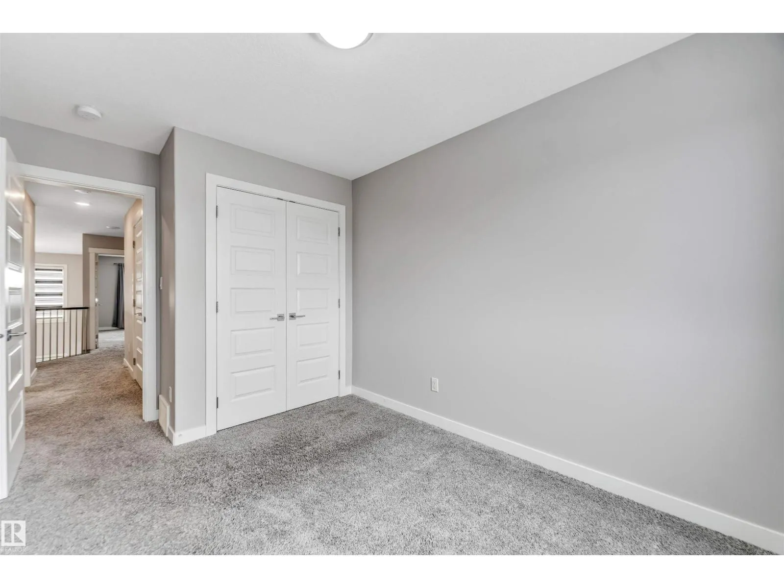 4816 37 ST