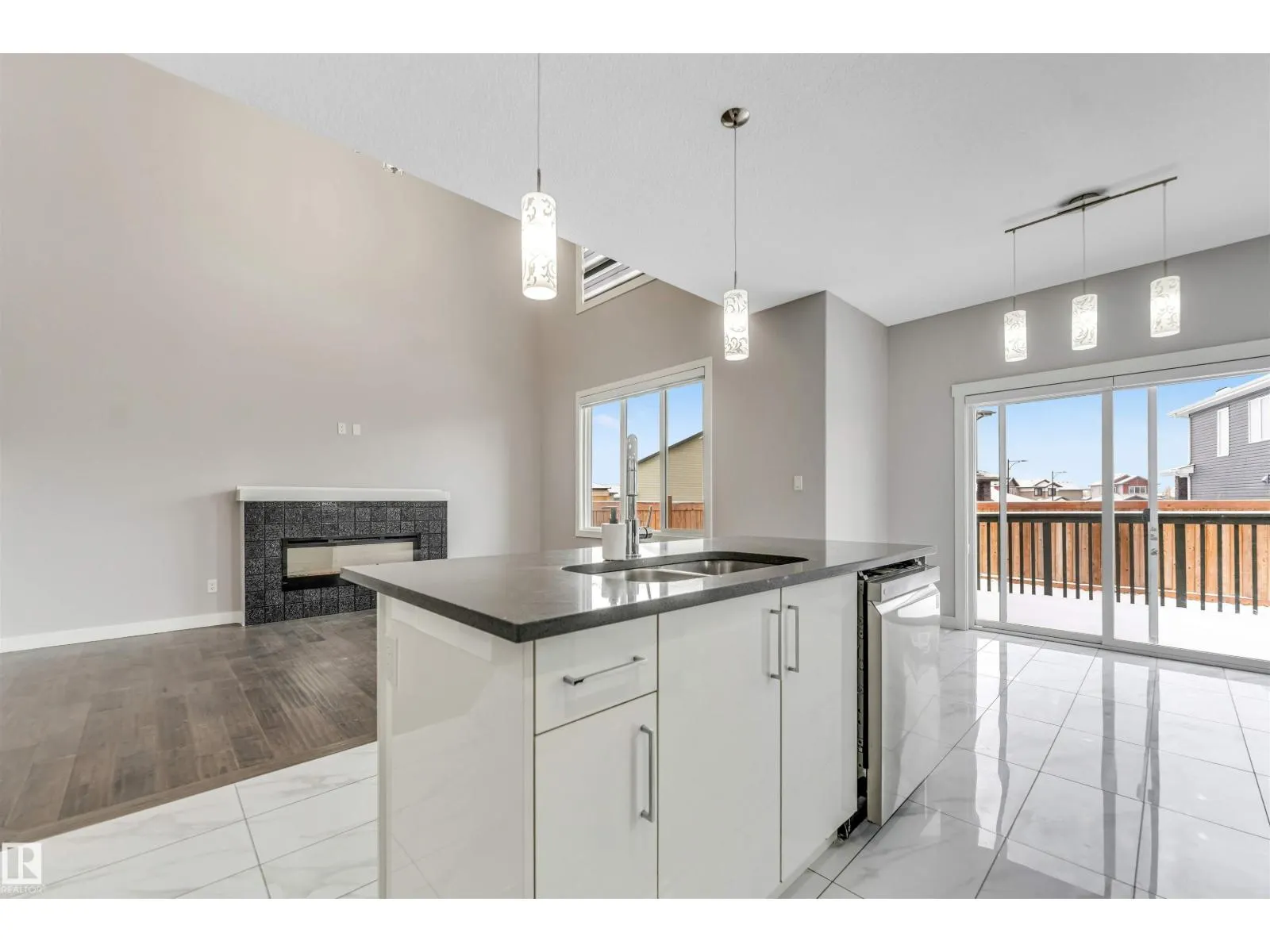 4816 37 ST