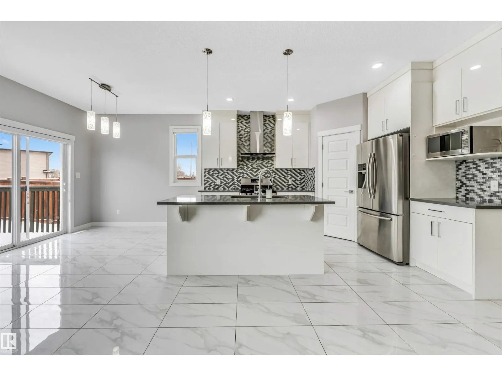 4816 37 ST