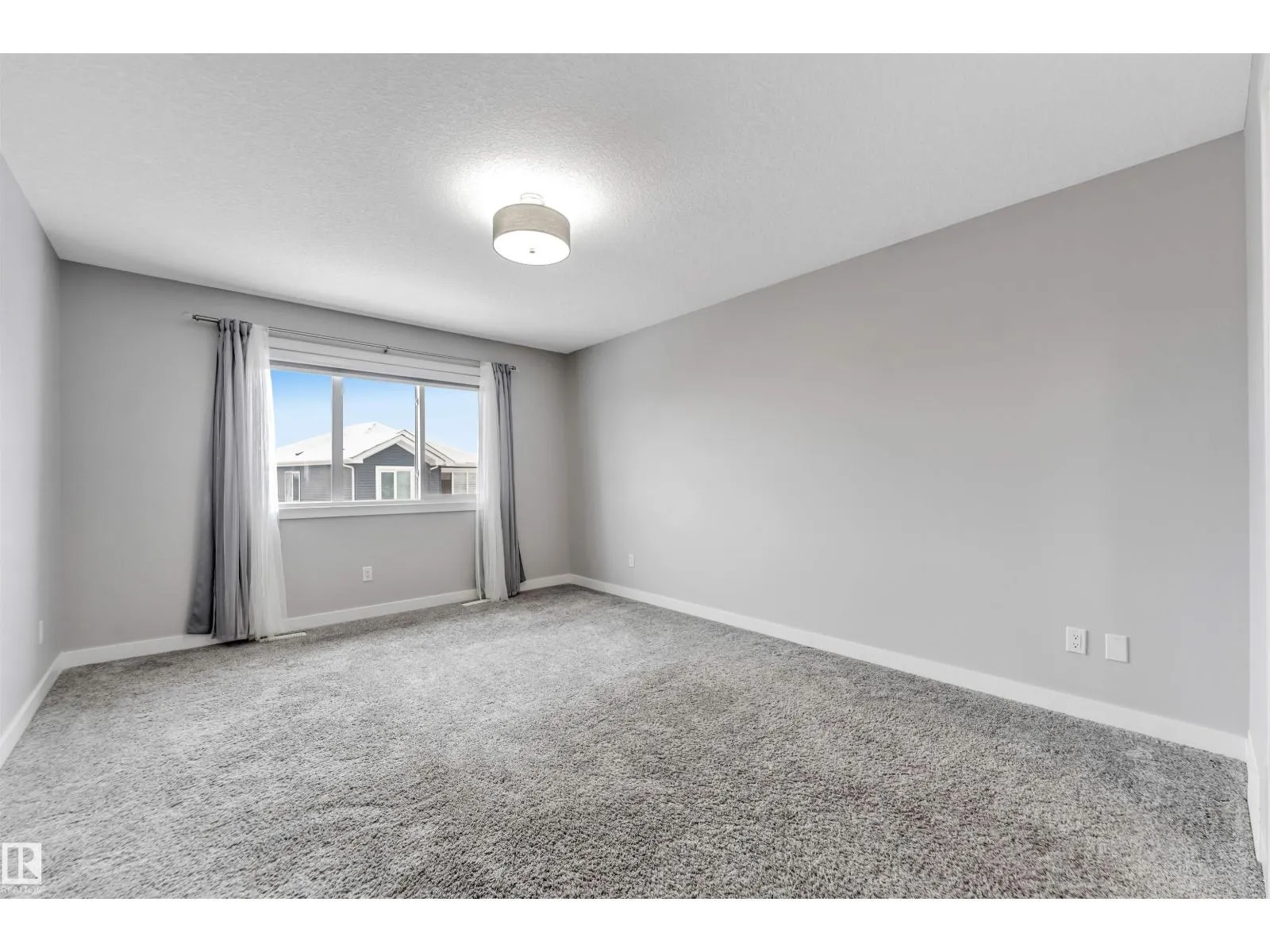 4816 37 ST