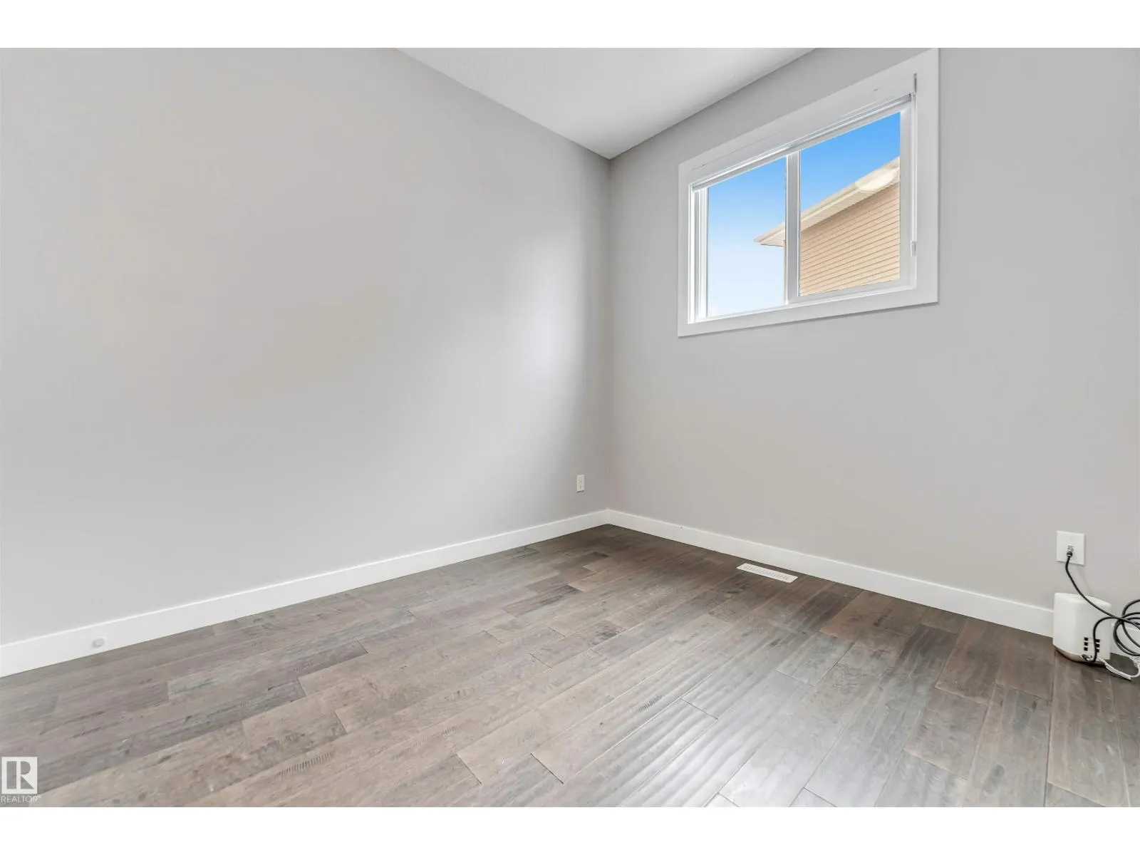 4816 37 ST