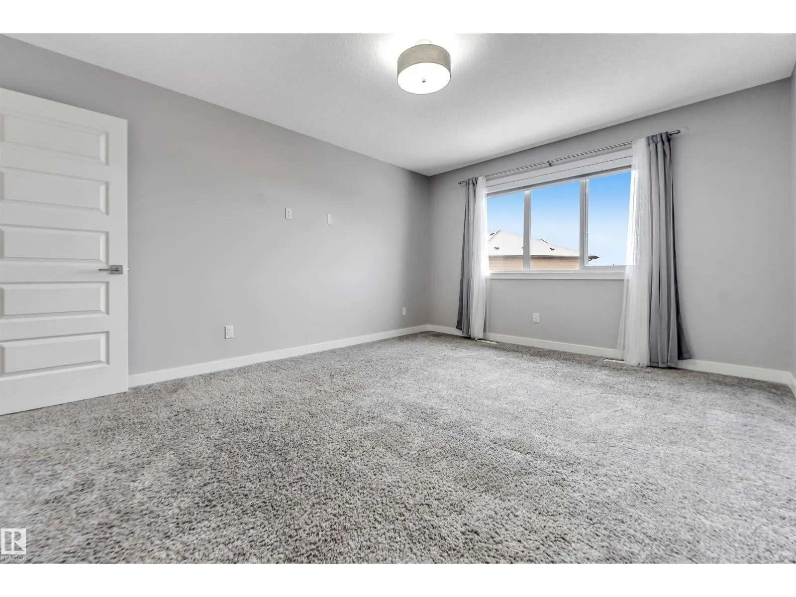 4816 37 ST