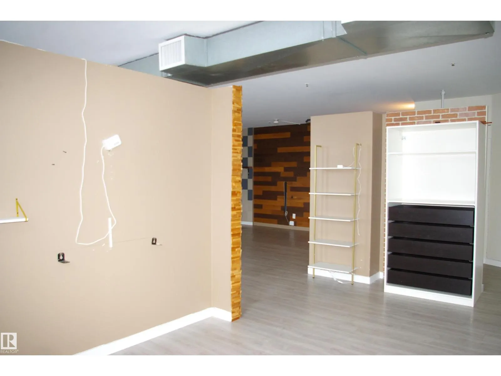#502 10105 109 ST NW