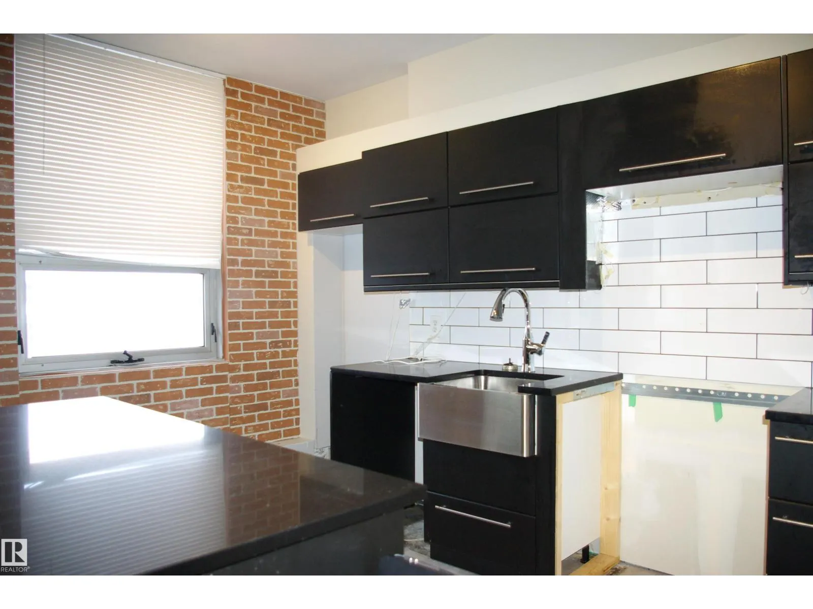 #502 10105 109 ST NW