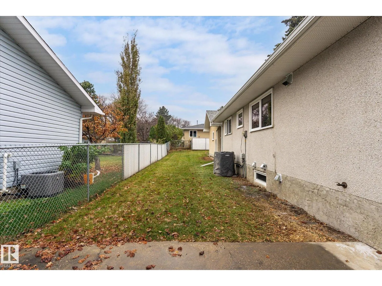 26 EAGLE DR