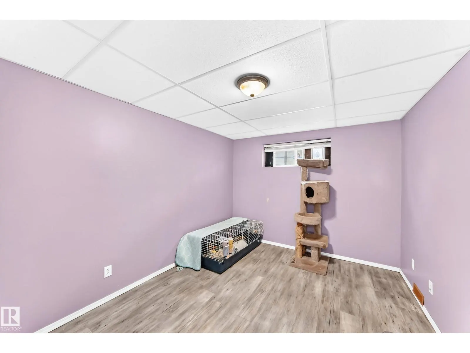 4121 41 AV NW
