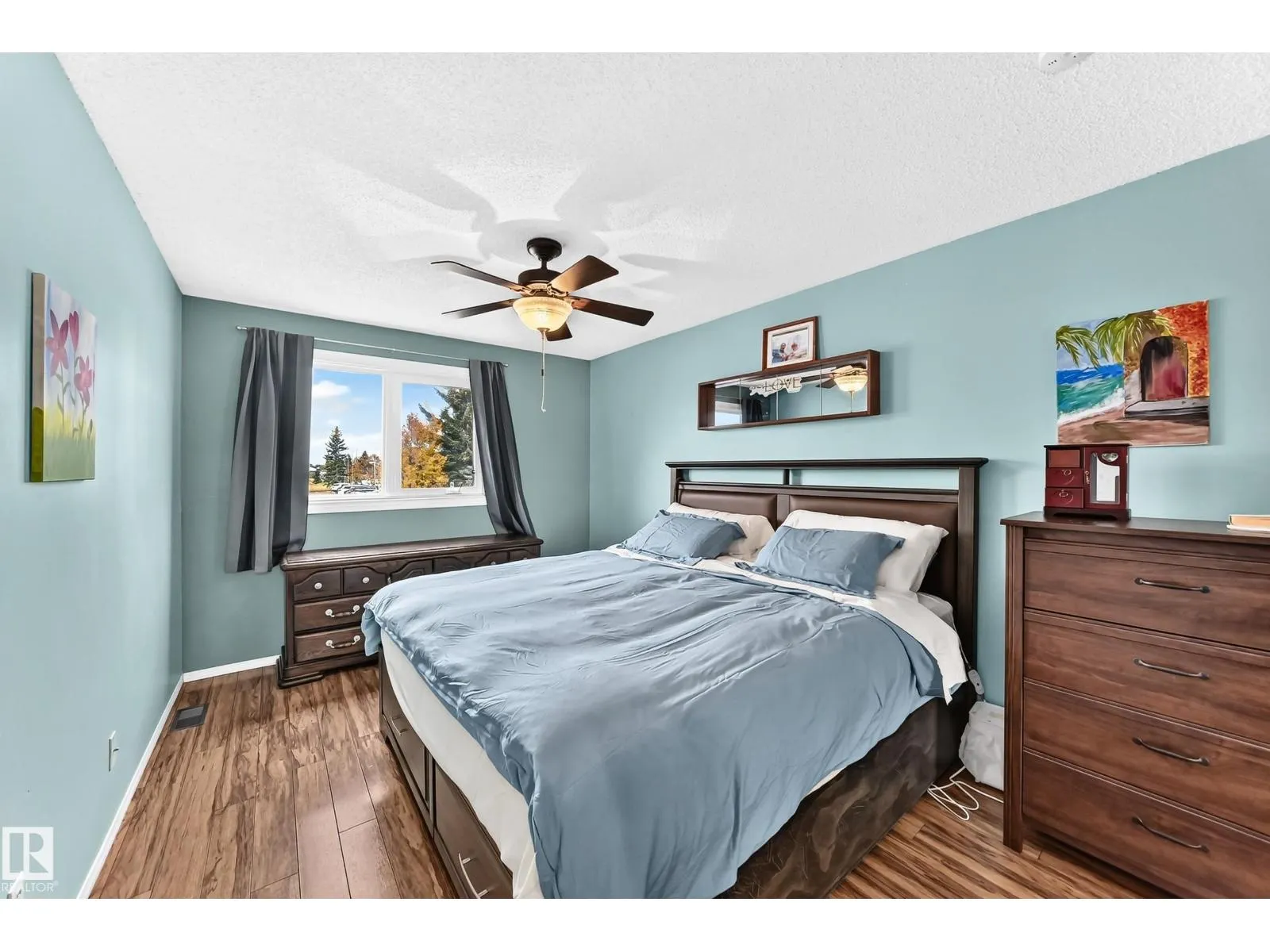 4121 41 AV NW