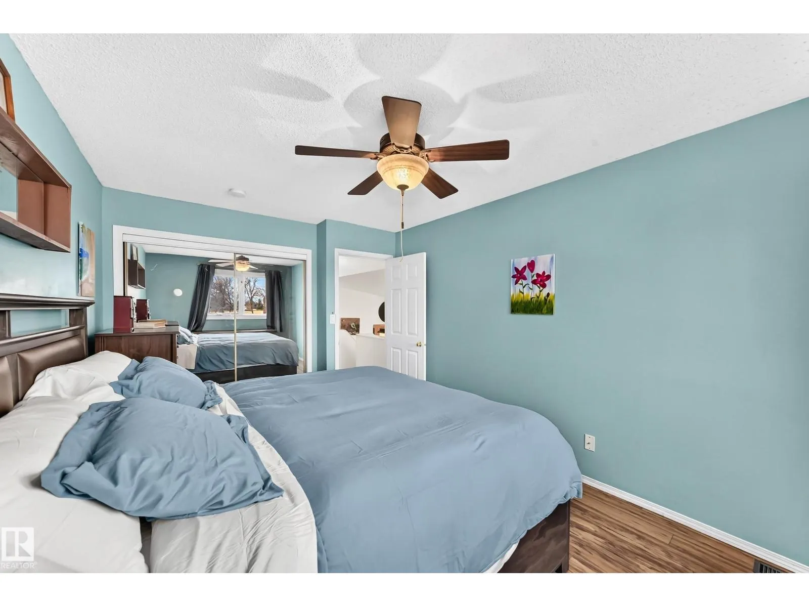 4121 41 AV NW