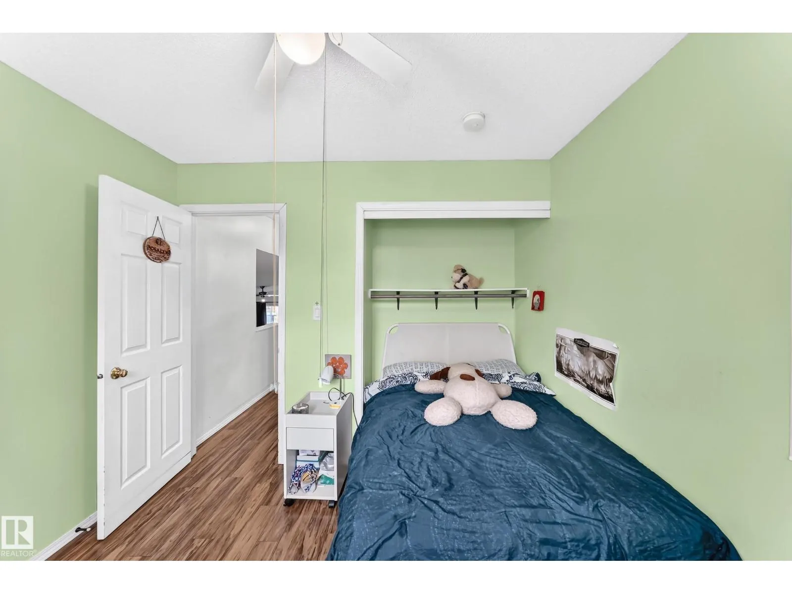 4121 41 AV NW
