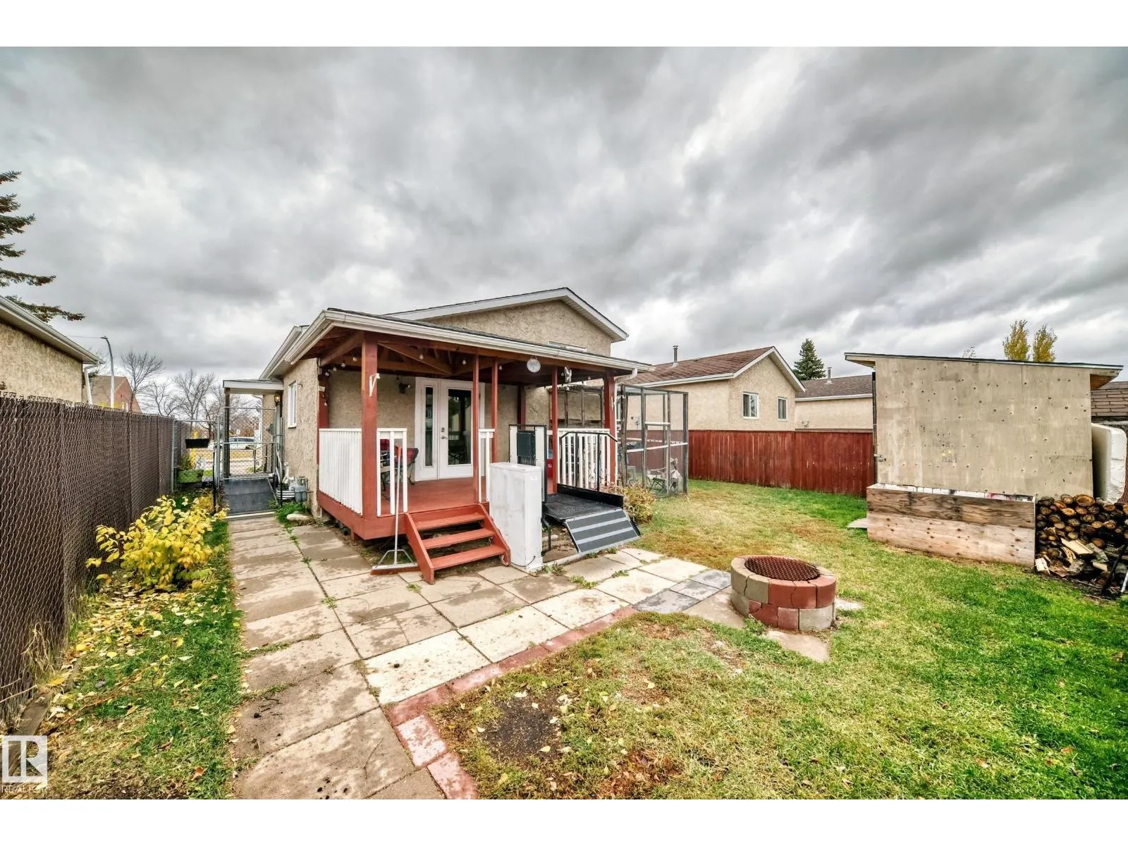 4121 41 AV NW