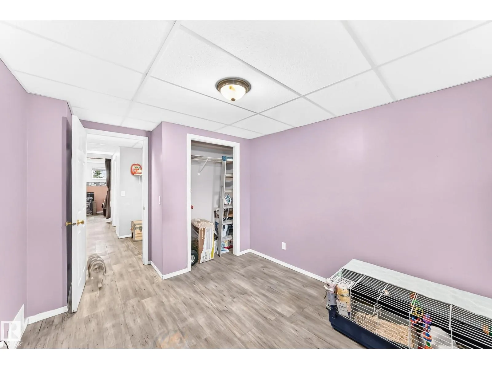 4121 41 AV NW