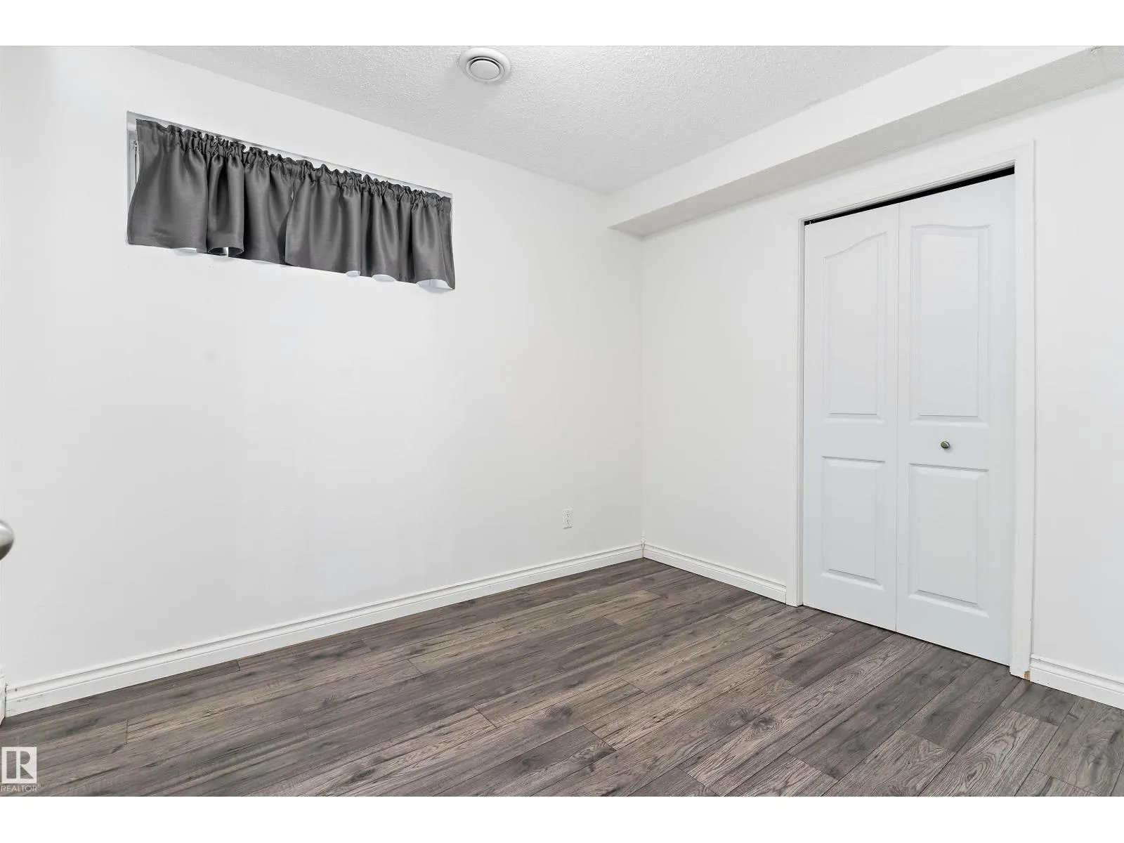 28 LEYLAND WY