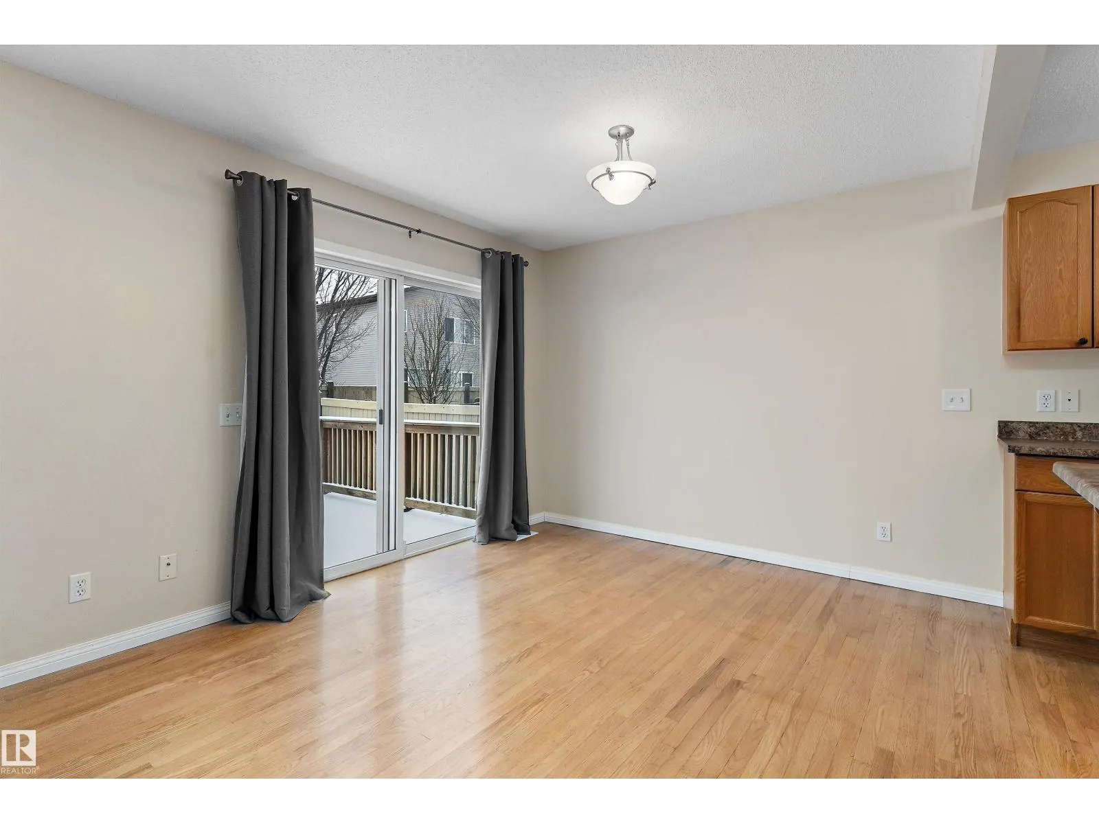 28 LEYLAND WY