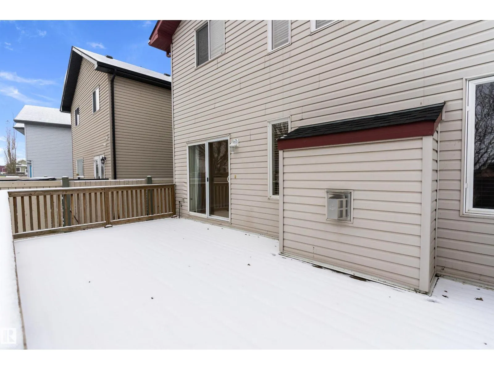 28 LEYLAND WY