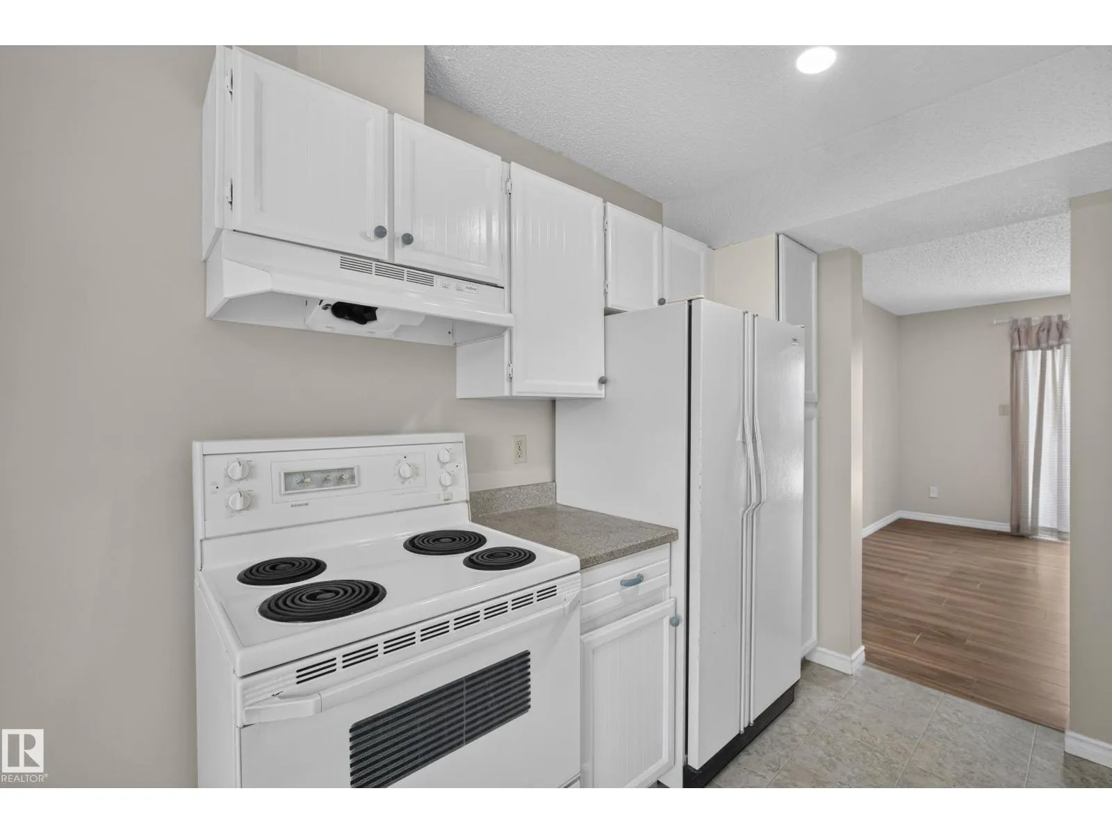 181 TUDOR LN NW