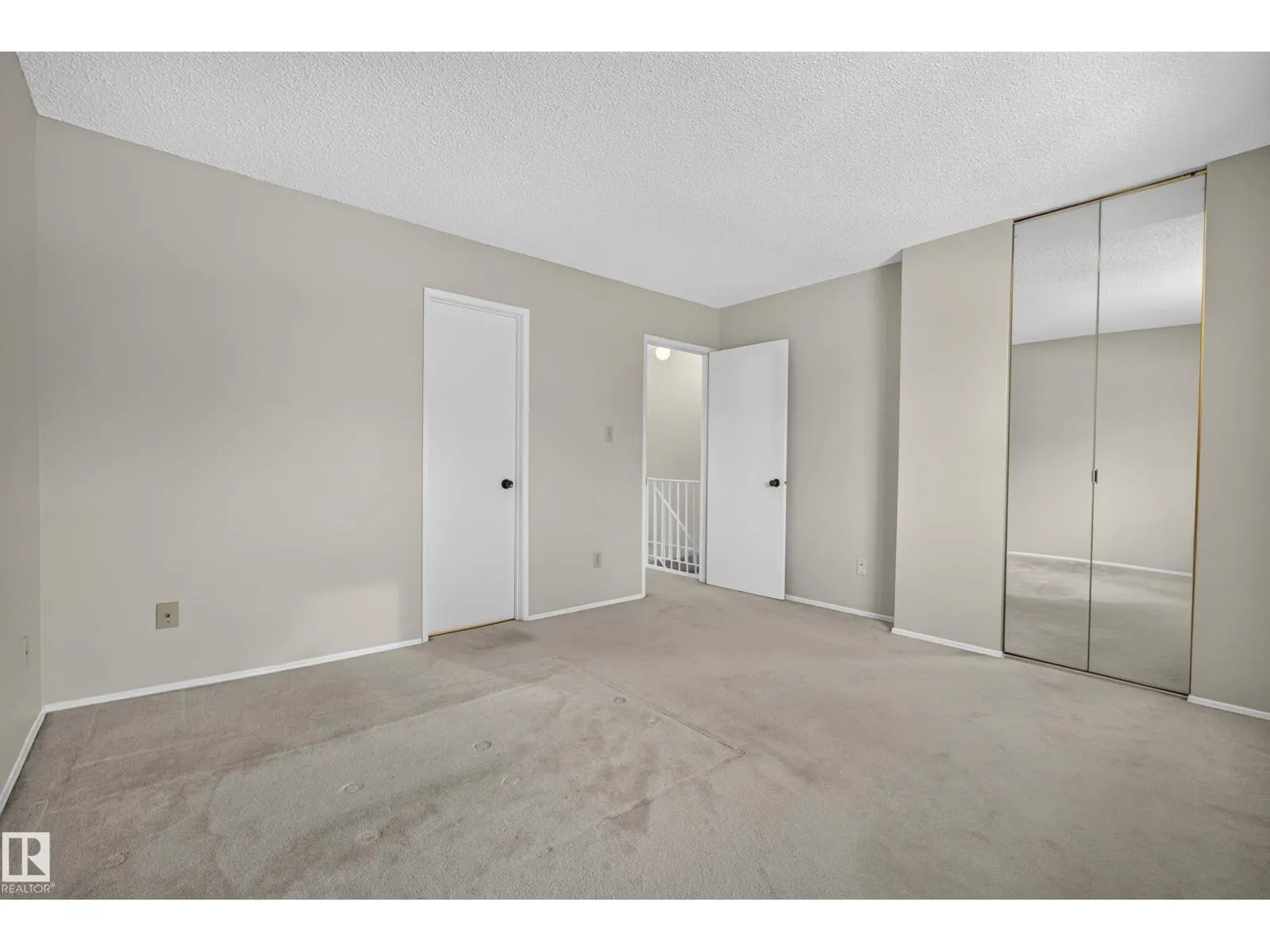 181 TUDOR LN NW