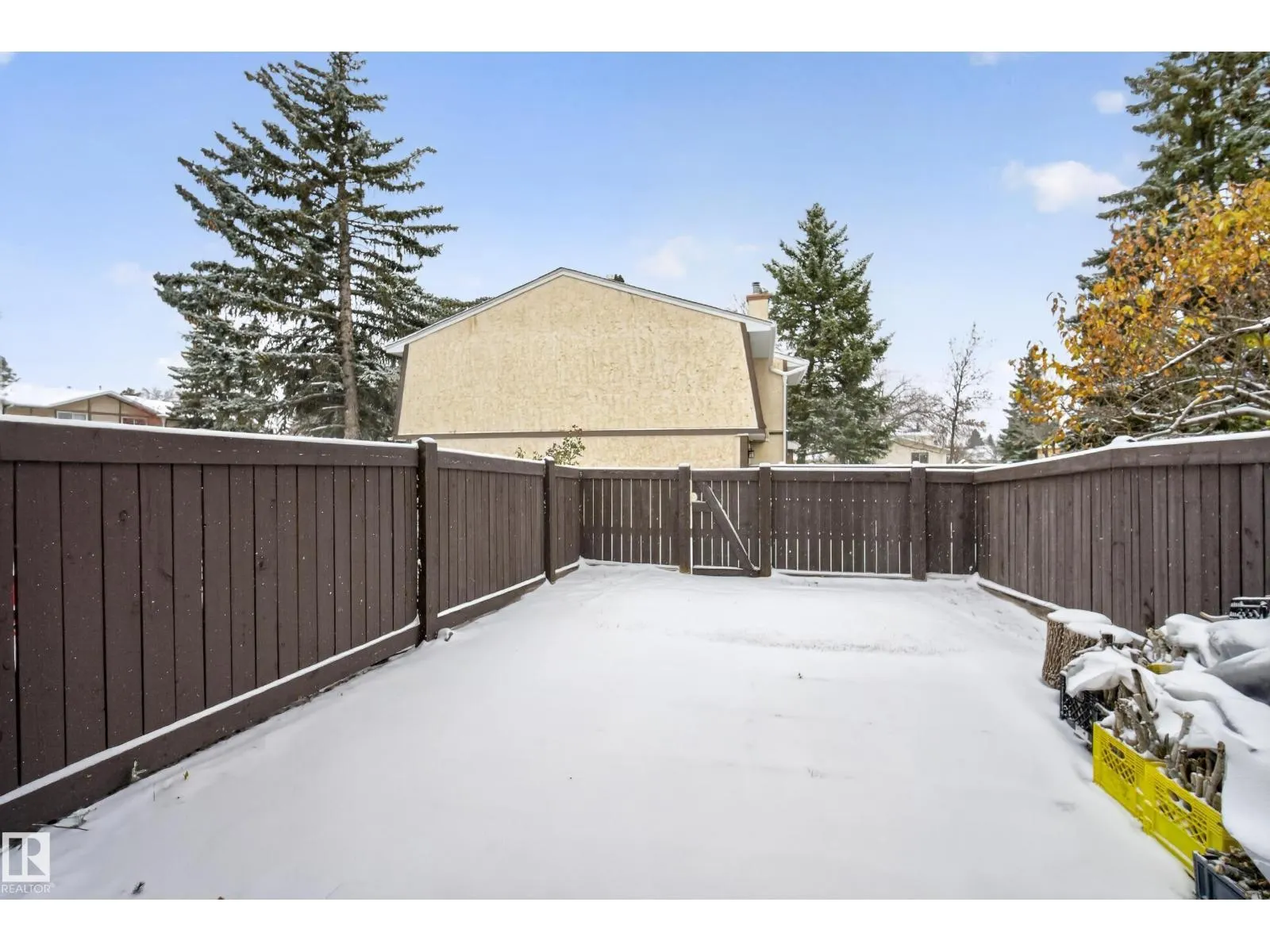 181 TUDOR LN NW