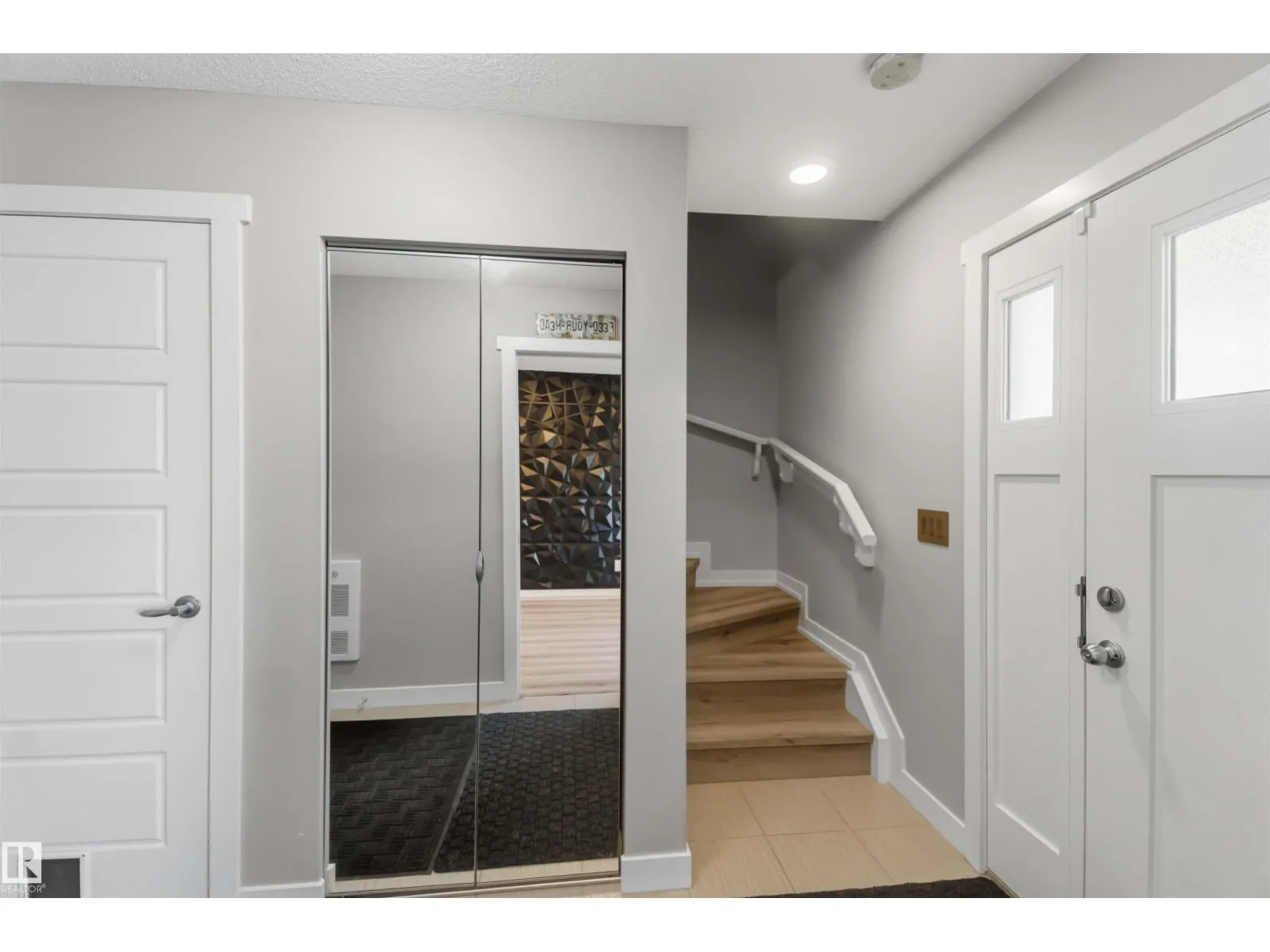 #27 17832 78 ST NW