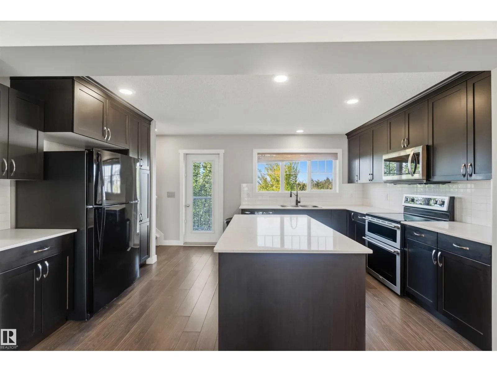 #27 17832 78 ST NW