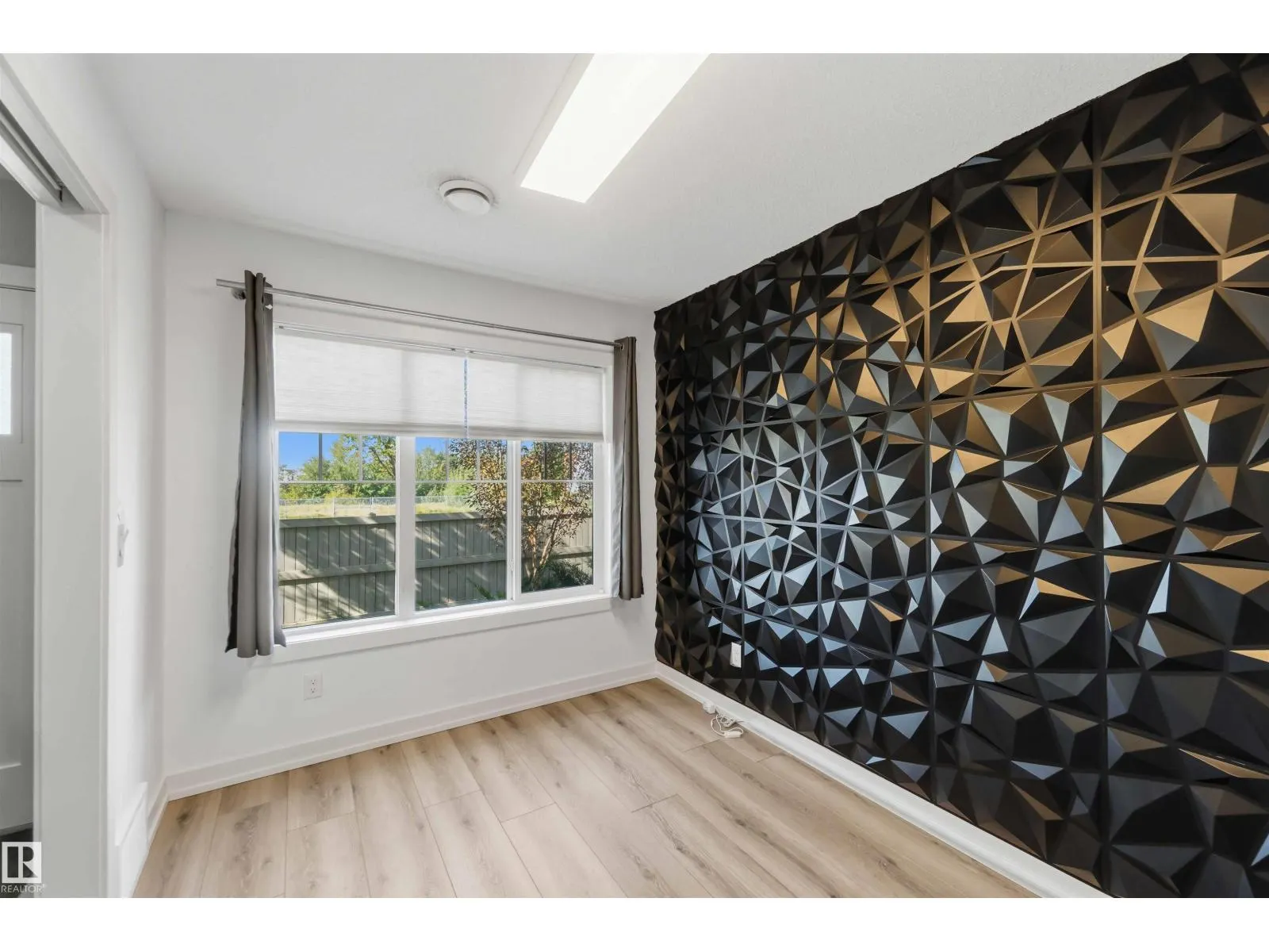 #27 17832 78 ST NW