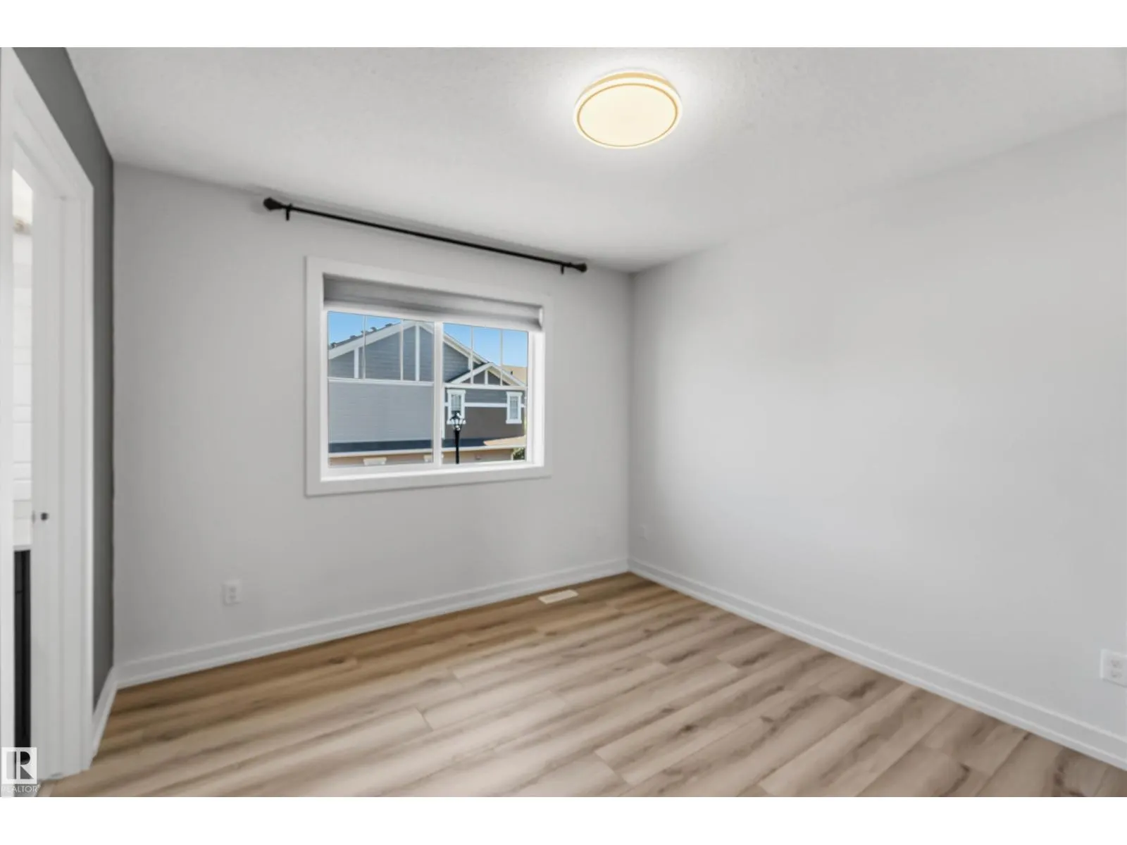 #27 17832 78 ST NW