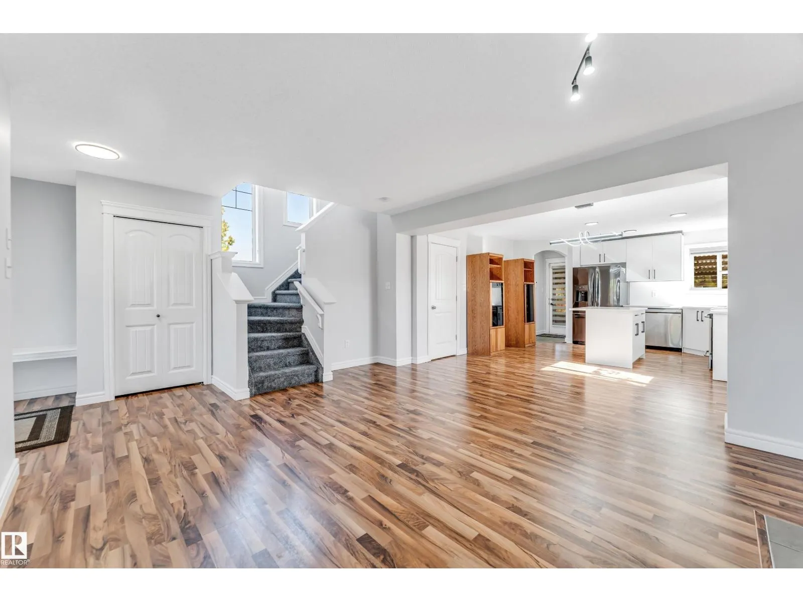 1921 119A ST SW