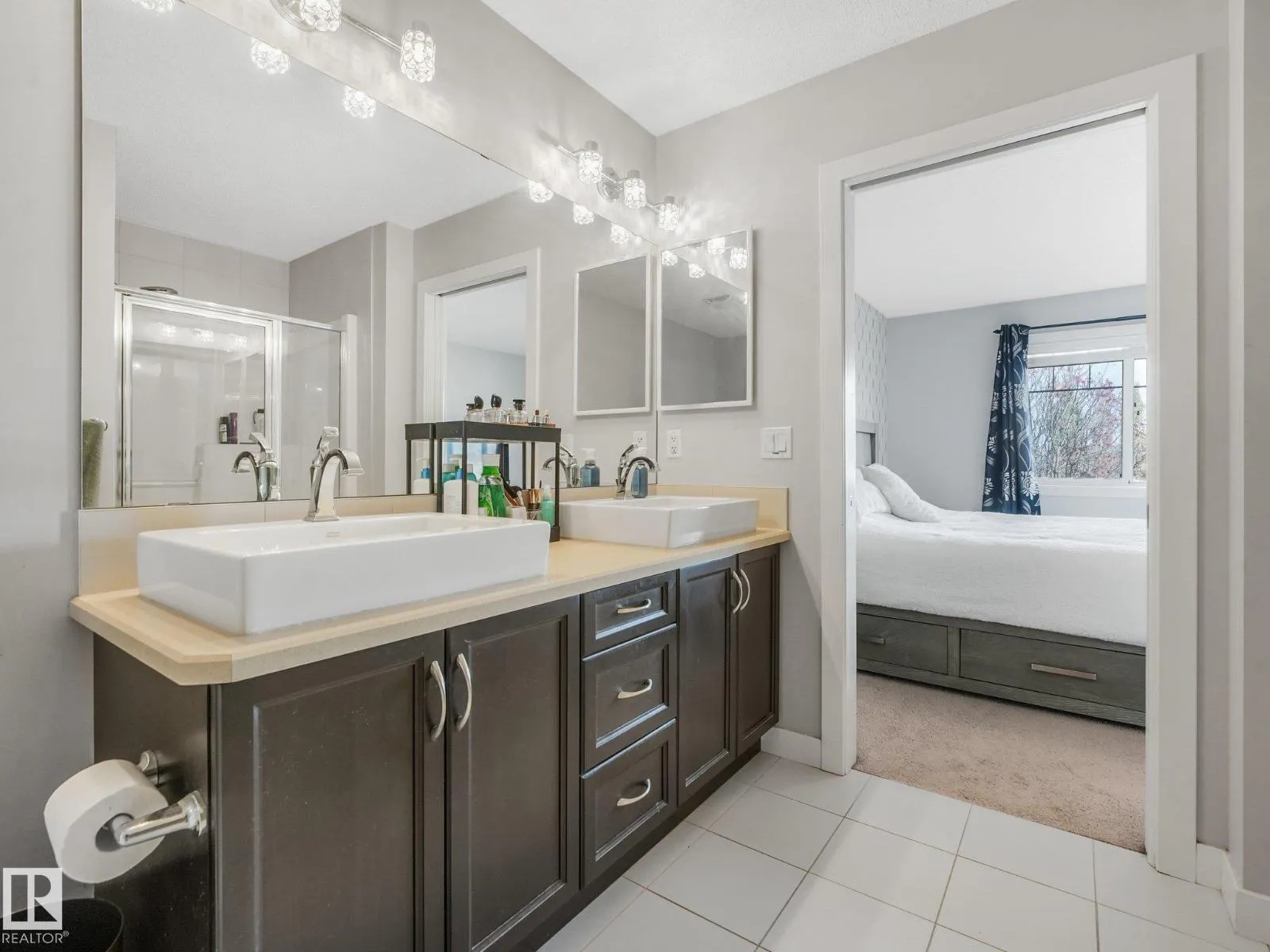 22027 97 AV NW