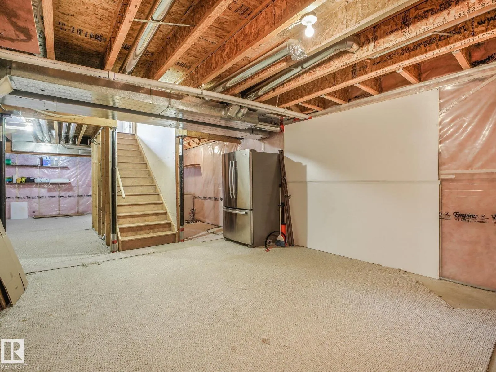 22027 97 AV NW