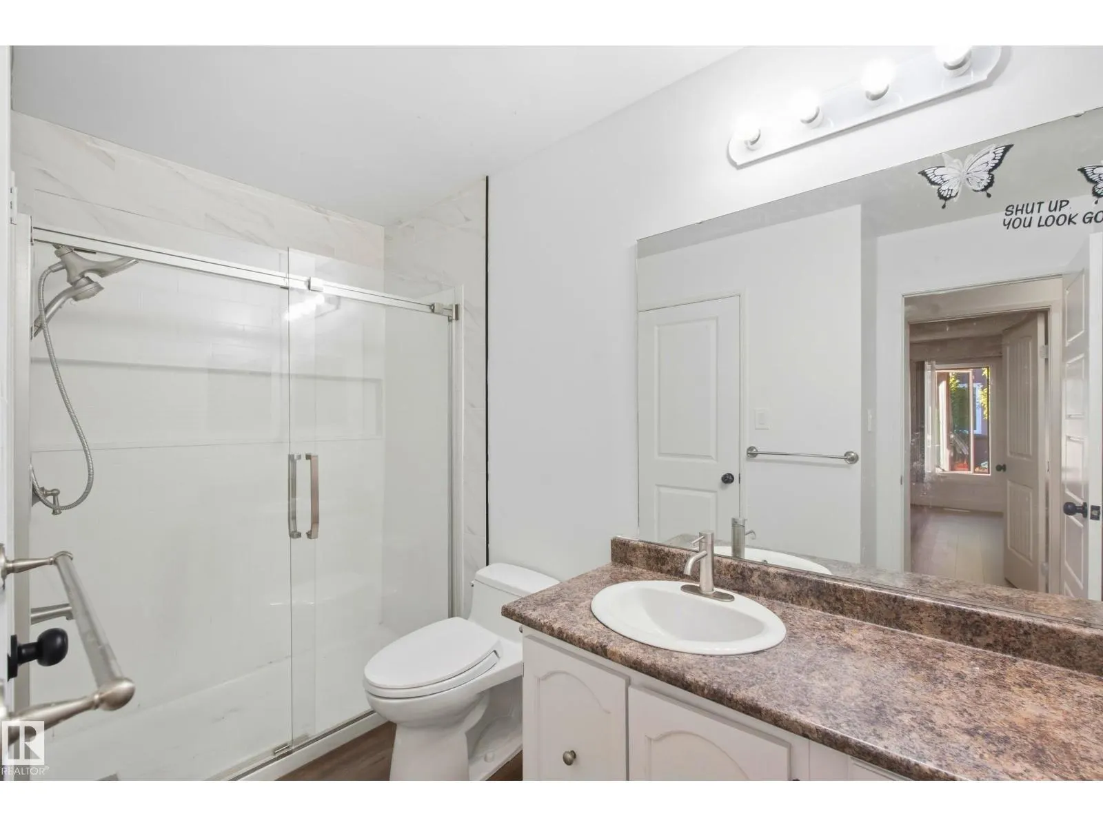 258 SURREY GD NW