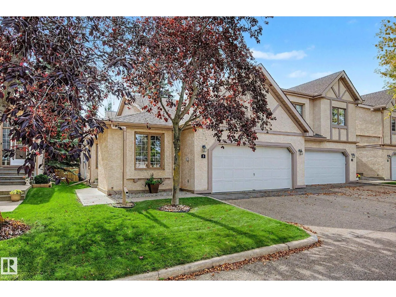 5 57A ERIN RIDGE DR