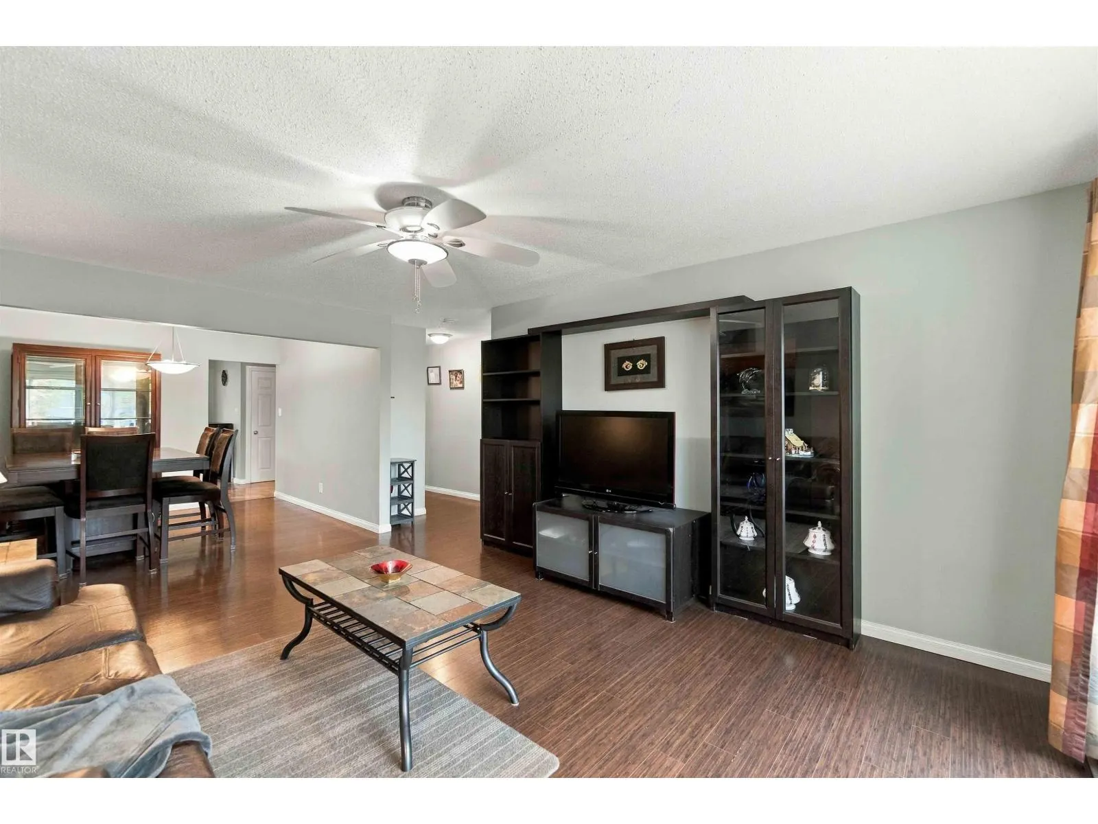 59 ROSEWOOD DR