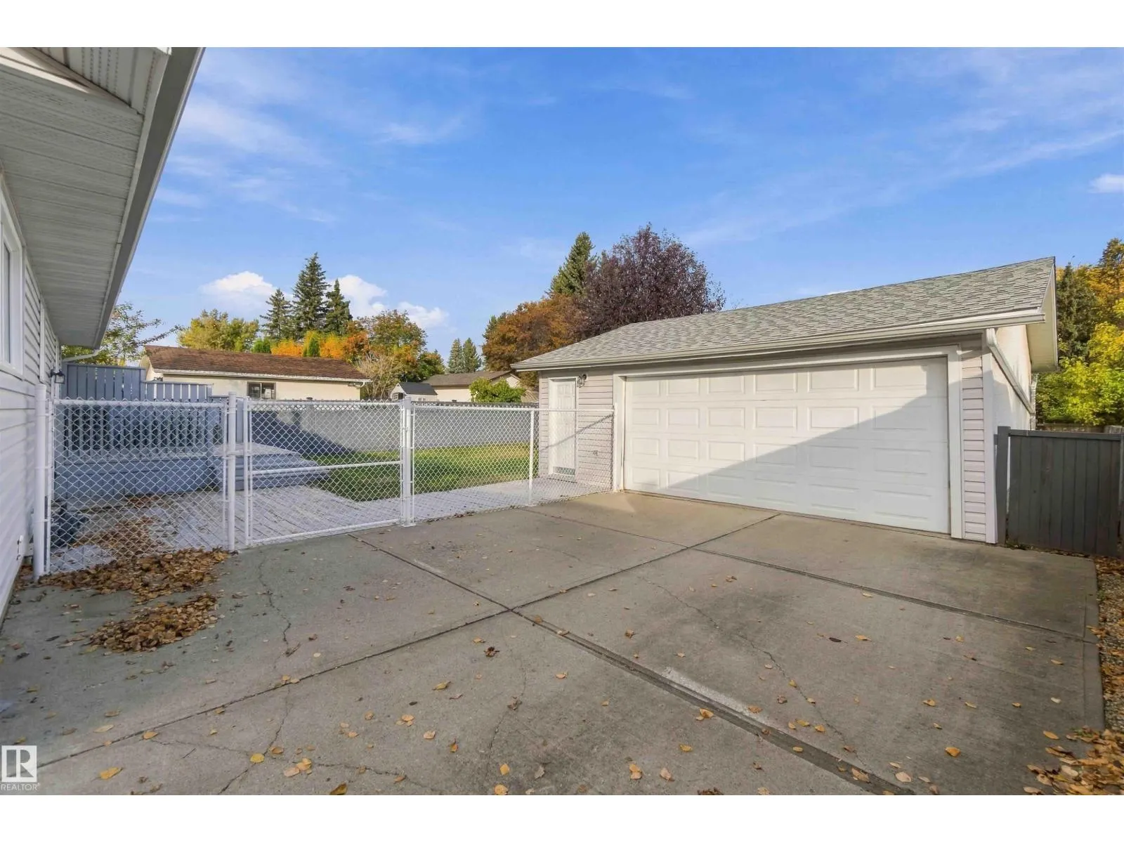 59 ROSEWOOD DR