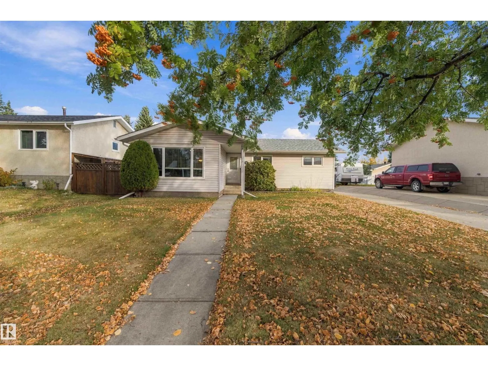59 ROSEWOOD DR