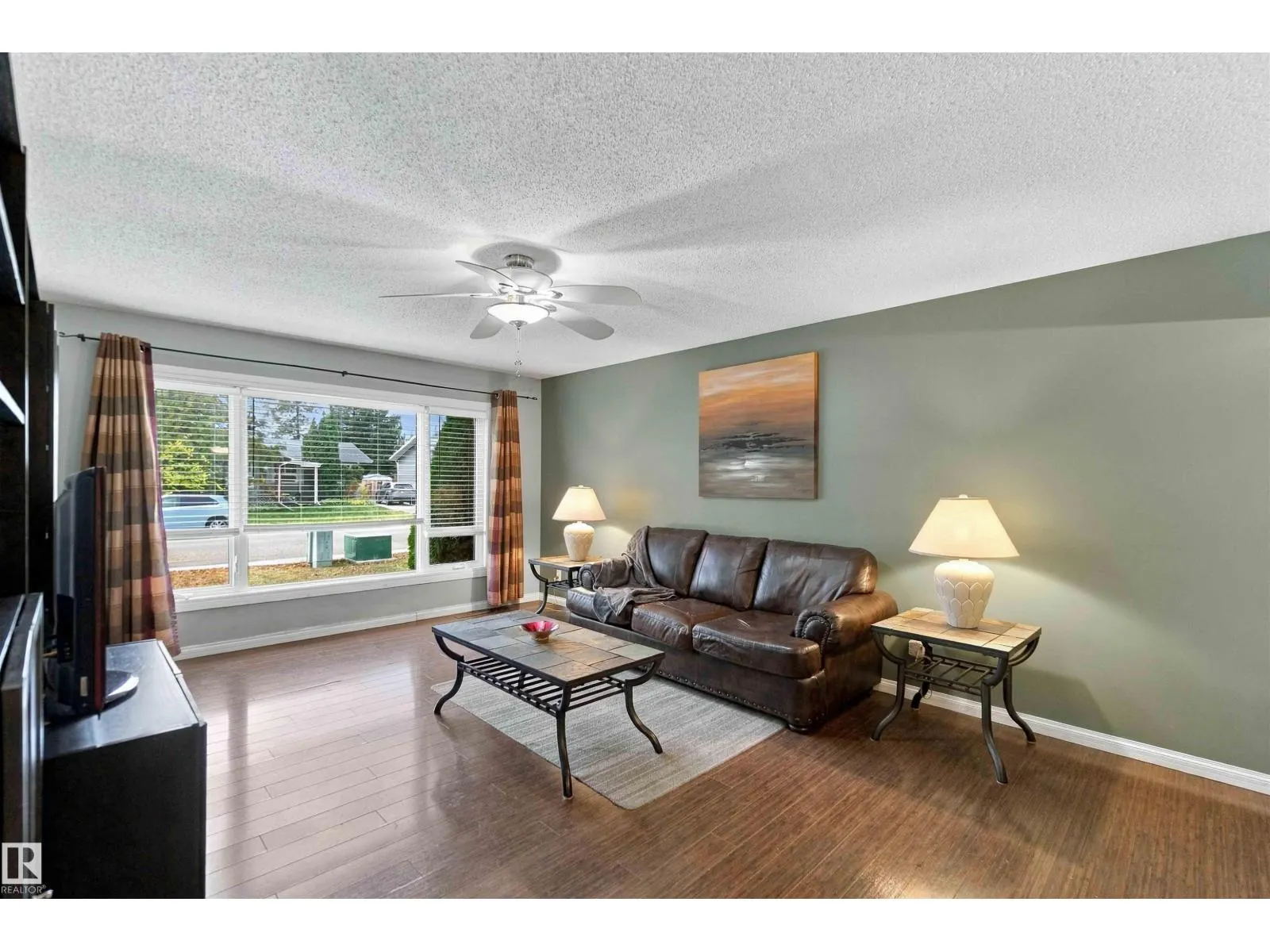59 ROSEWOOD DR