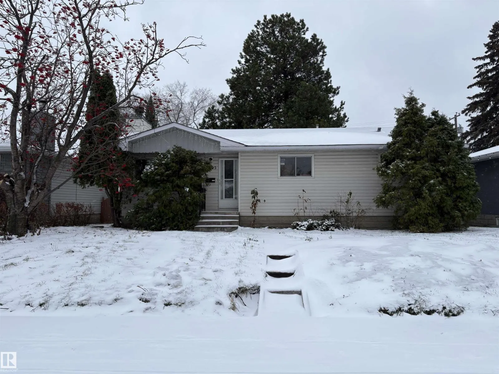 6403 94B AV NW