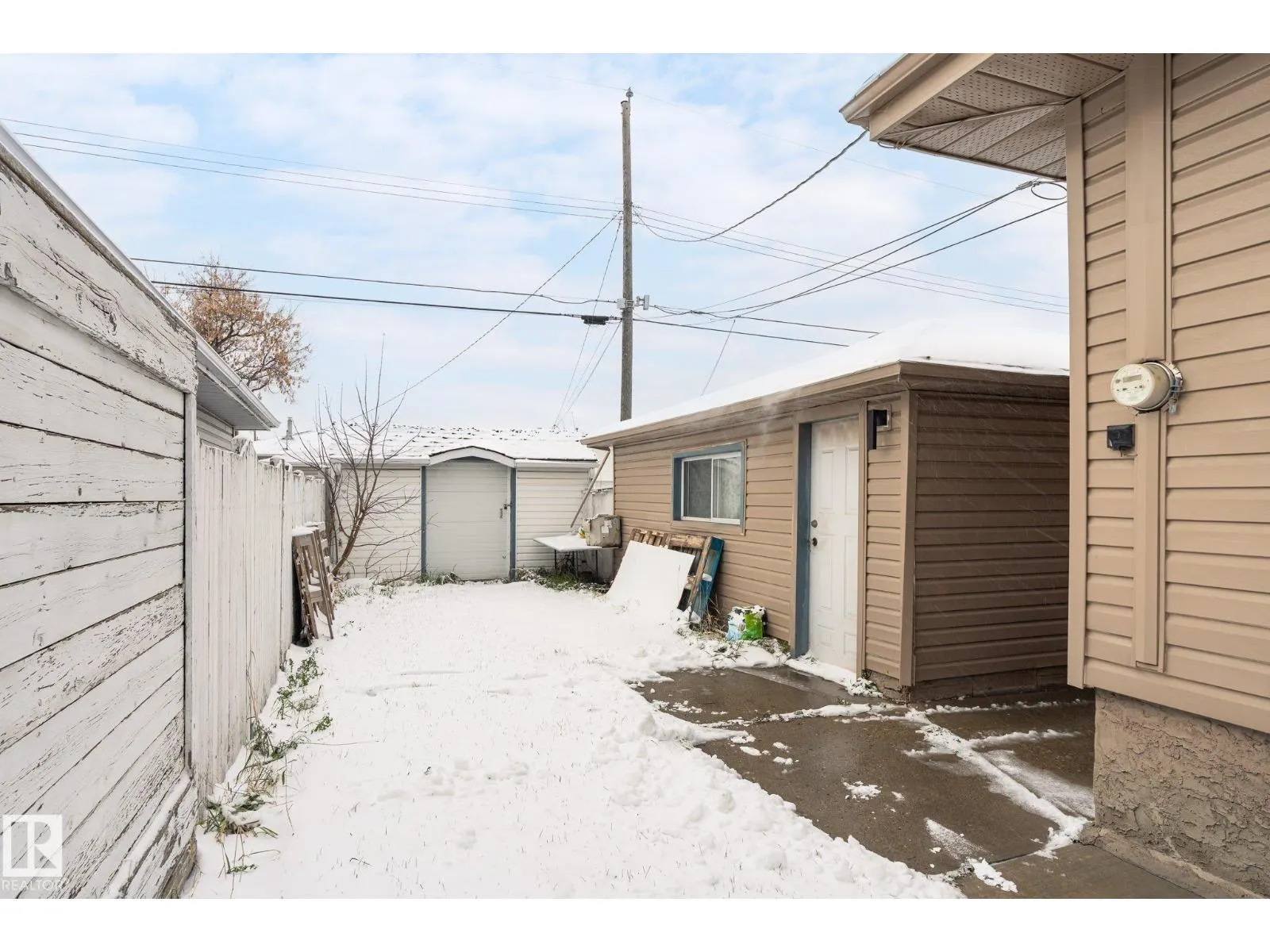 11203 136 AV NW